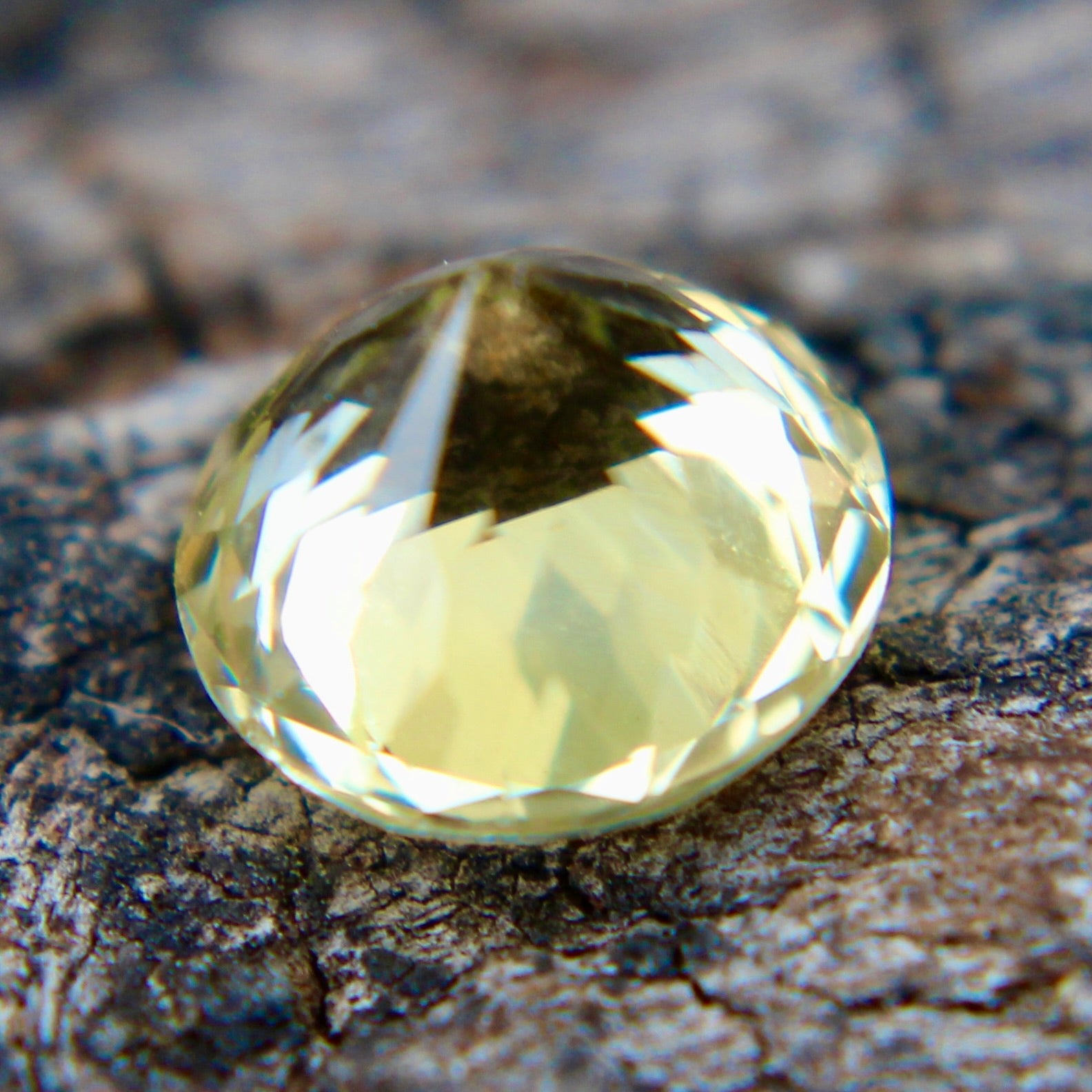 Natural Yellow Sapphire - Sapphirepal