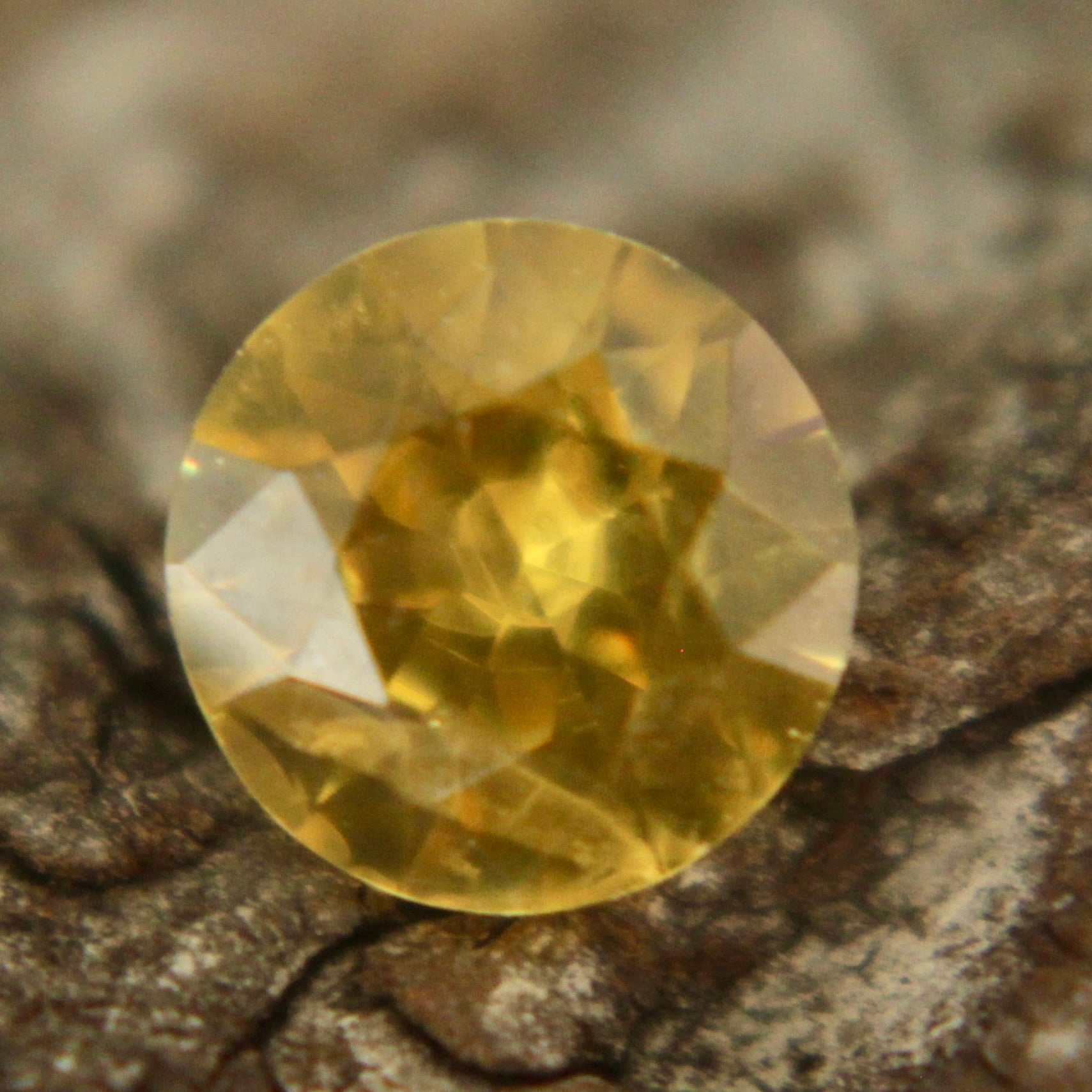 Natural Yellow Sapphire - Sapphirepal