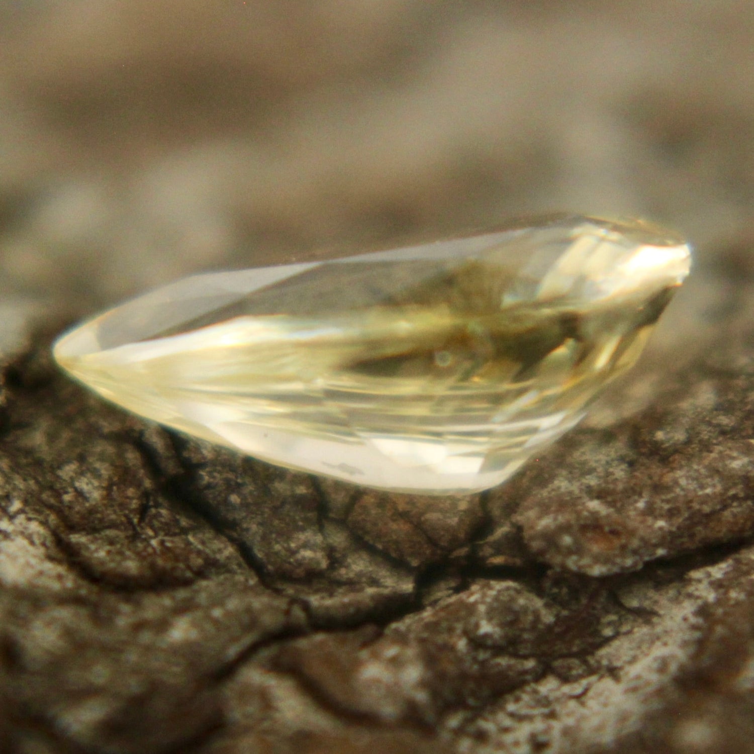 Natural Yellow Sapphire - Sapphirepal