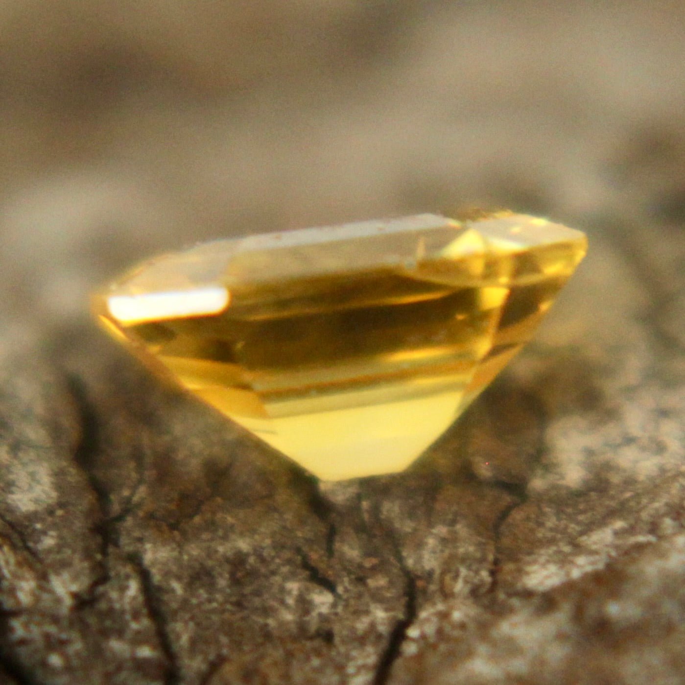 Natural Yellow Sapphire - Sapphirepal