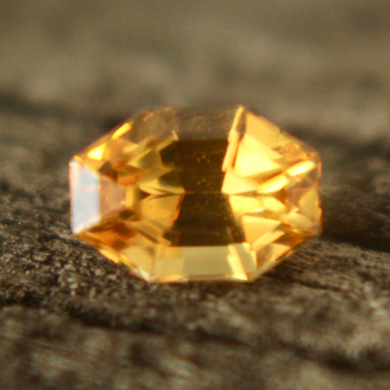 Natural Yellow Sapphire - Sapphirepal
