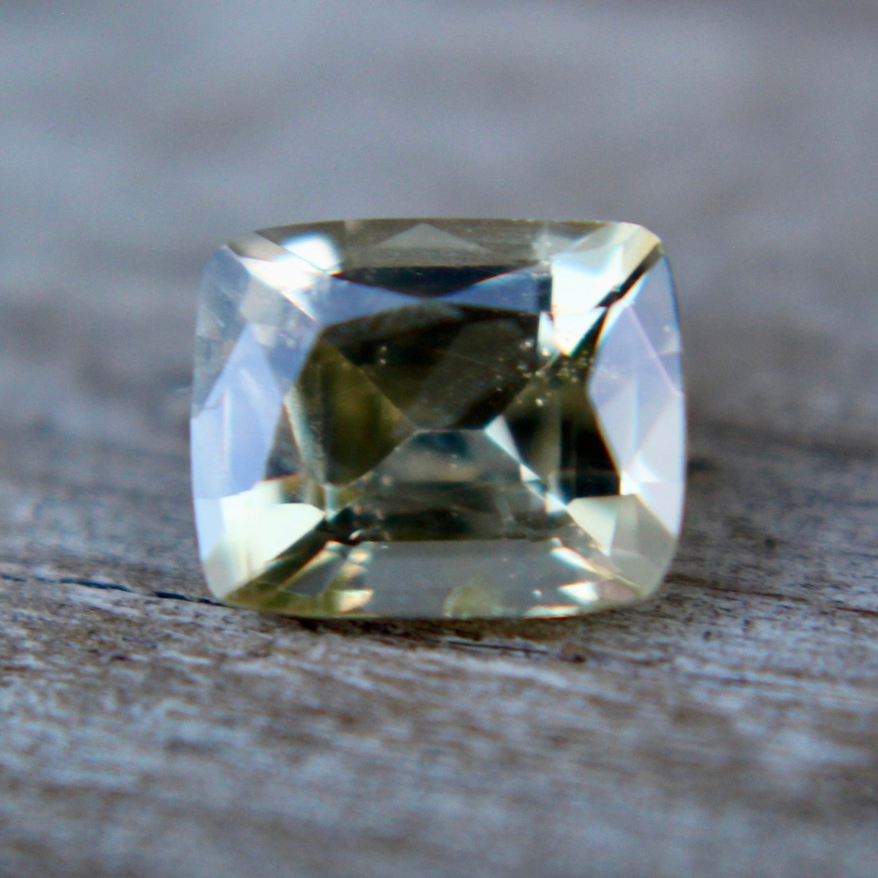 Natural Yellow Sapphire - Sapphirepal