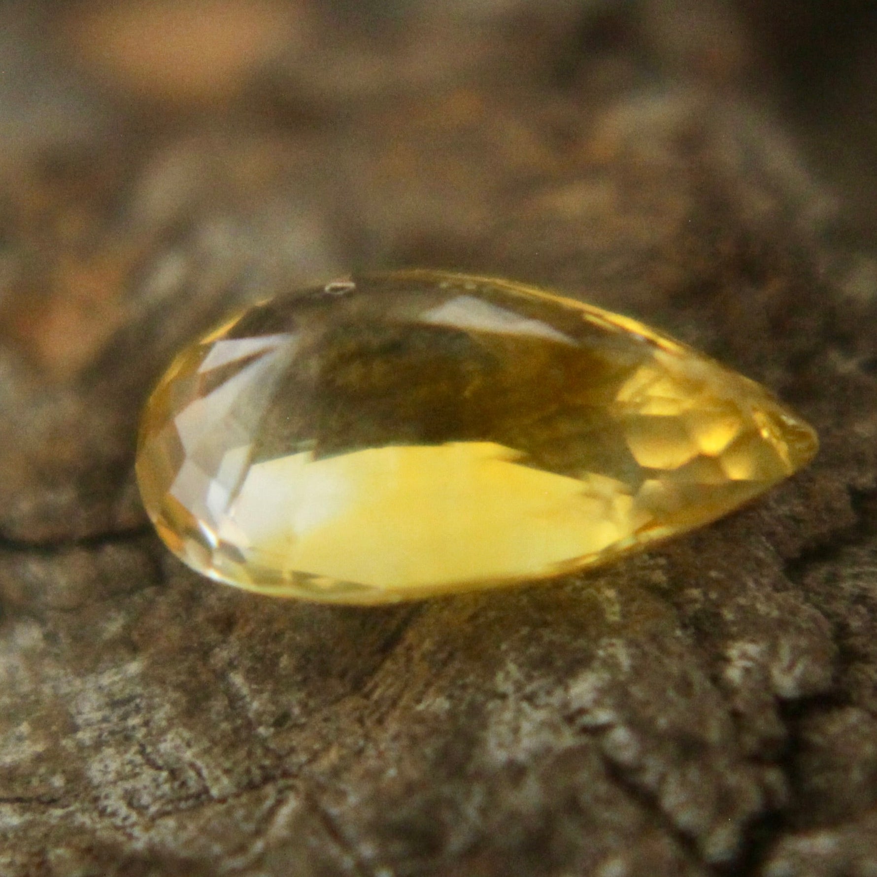 Natural Yellow Sapphire - Sapphirepal
