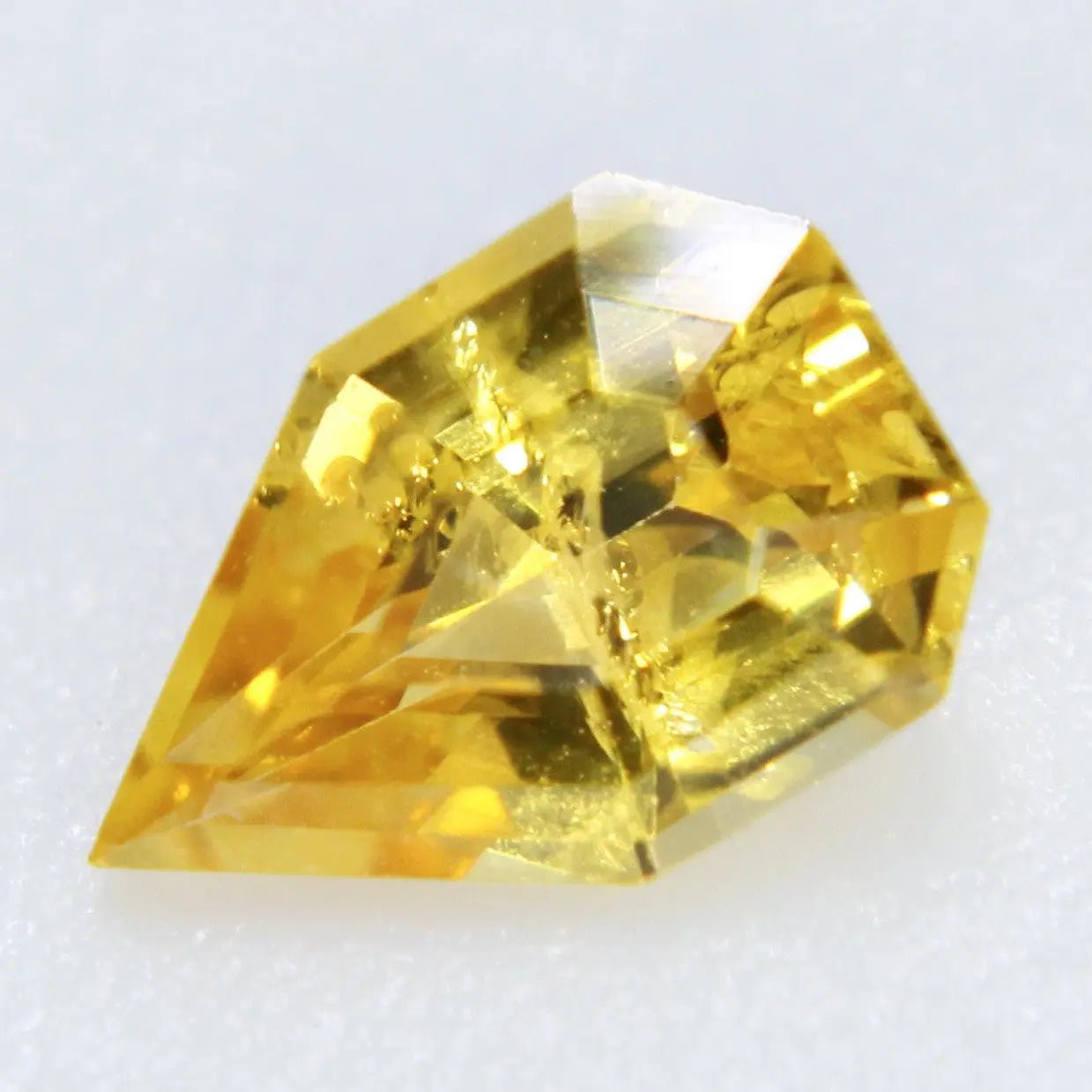 Natural Yellow Sapphire - Sapphirepal