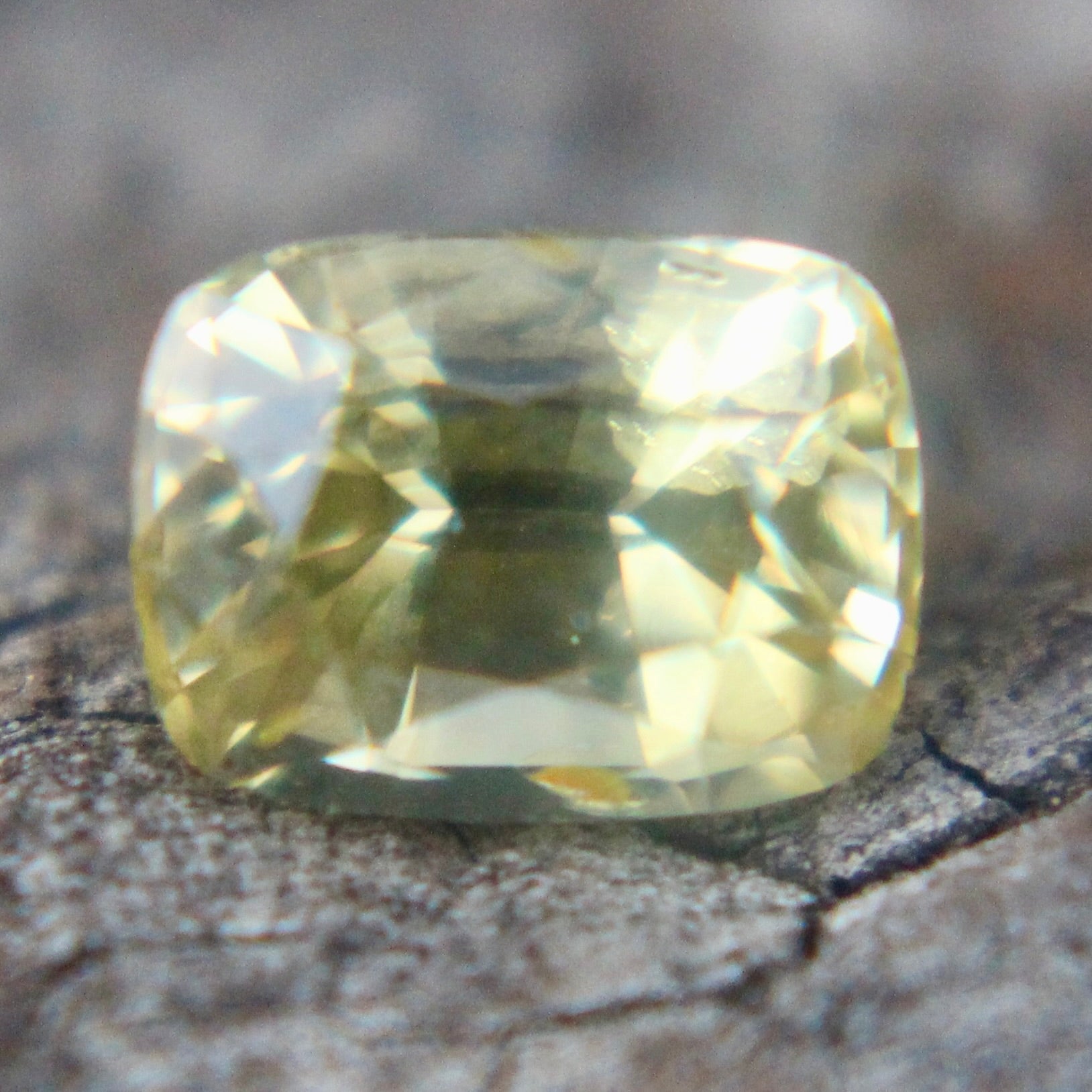 Natural Yellow Sapphire - Sapphirepal