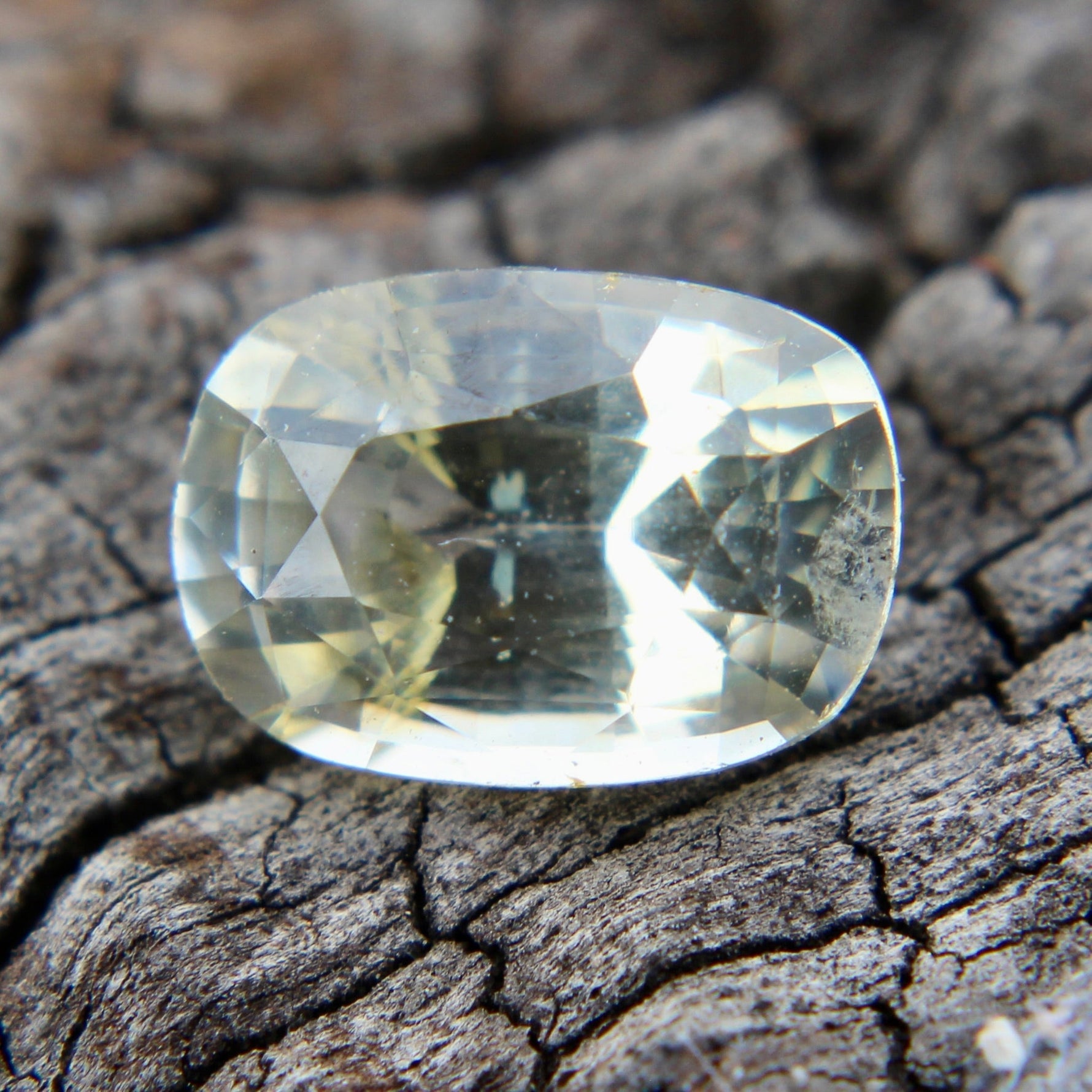 Natural Yellow Sapphire - Sapphirepal