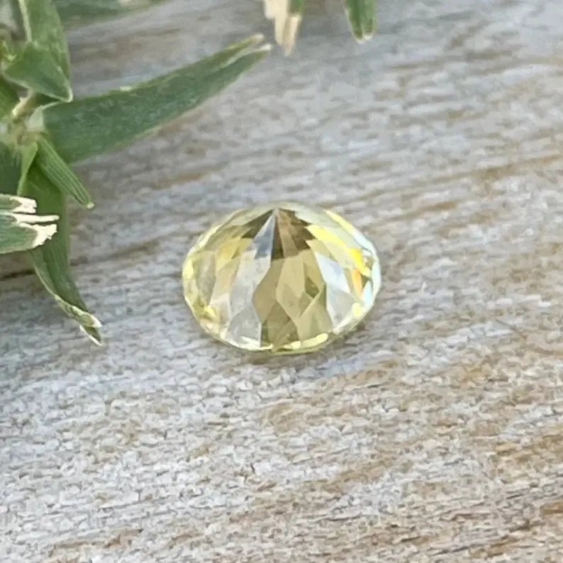 Natural Yellow Sapphire - Sapphirepal