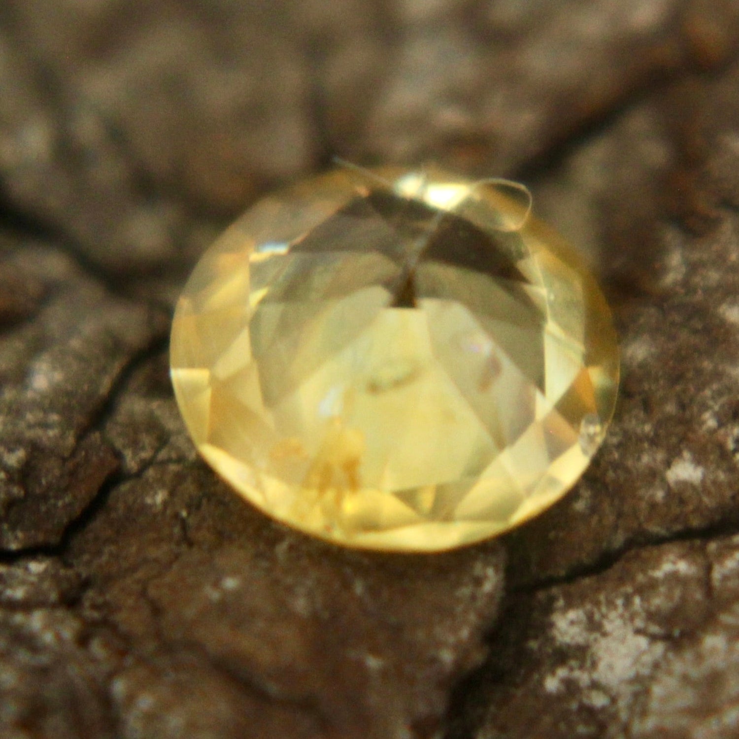 Natural Yellow Sapphire - Sapphirepal