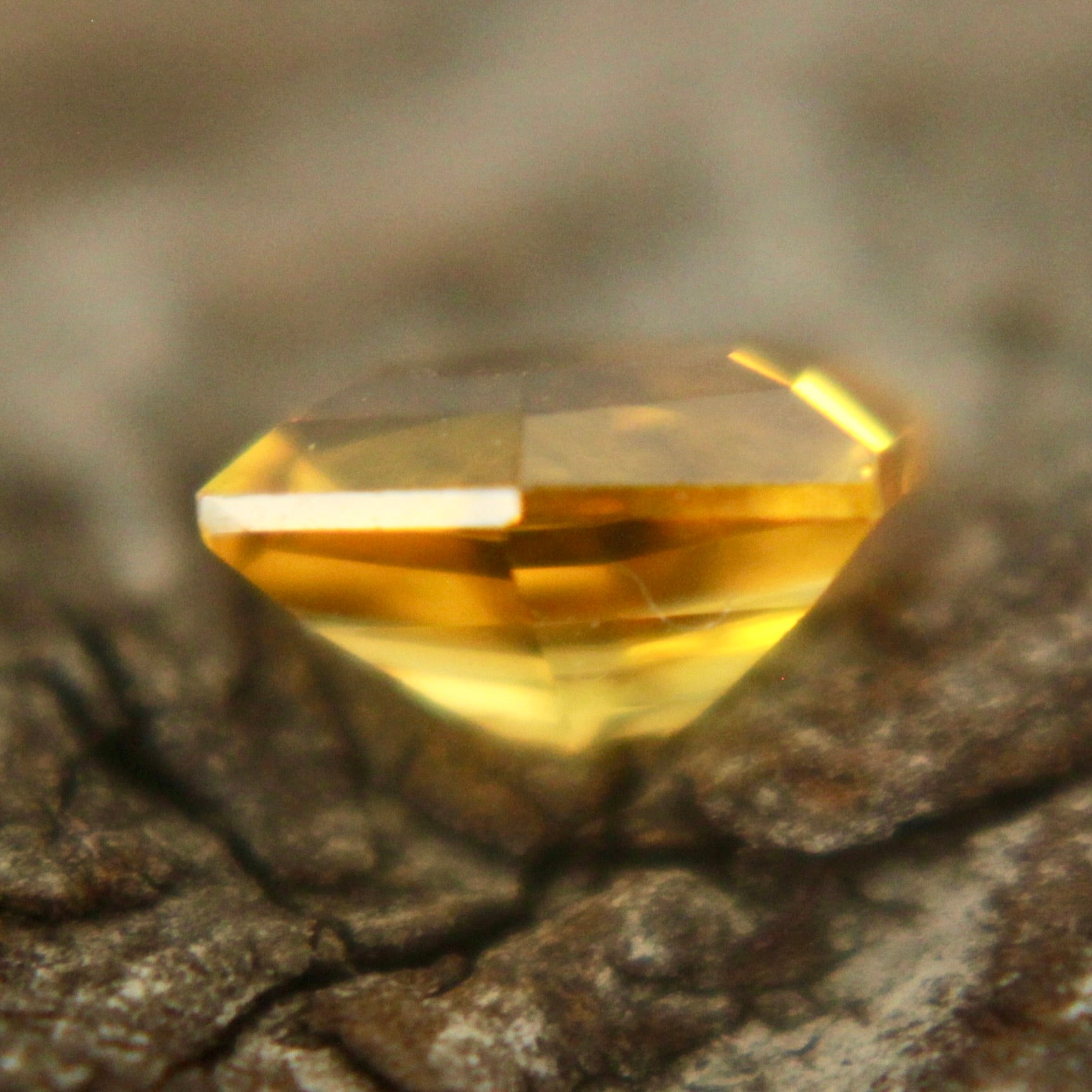 Natural Yellow Sapphire - Sapphirepal