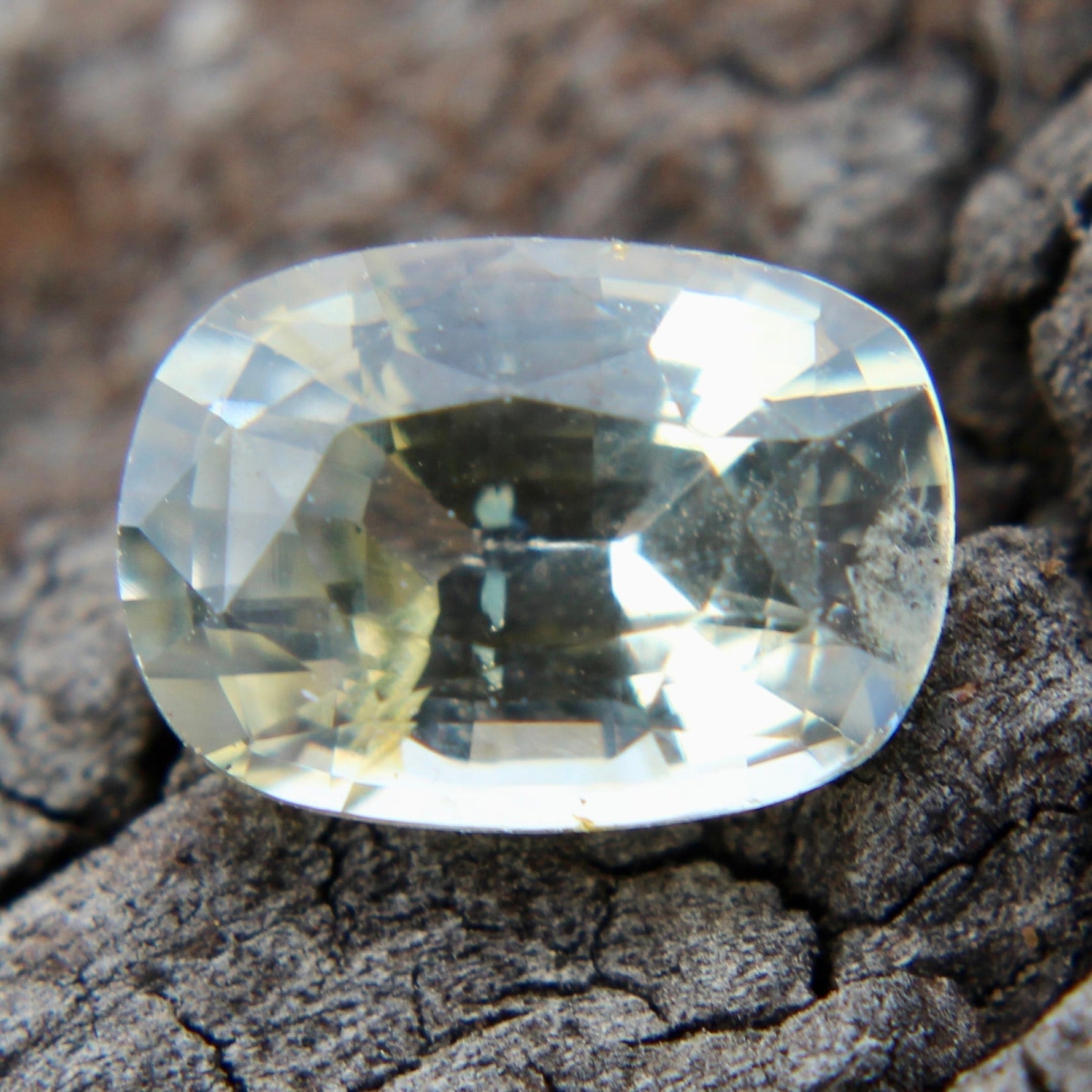 Natural Yellow Sapphire - Sapphirepal