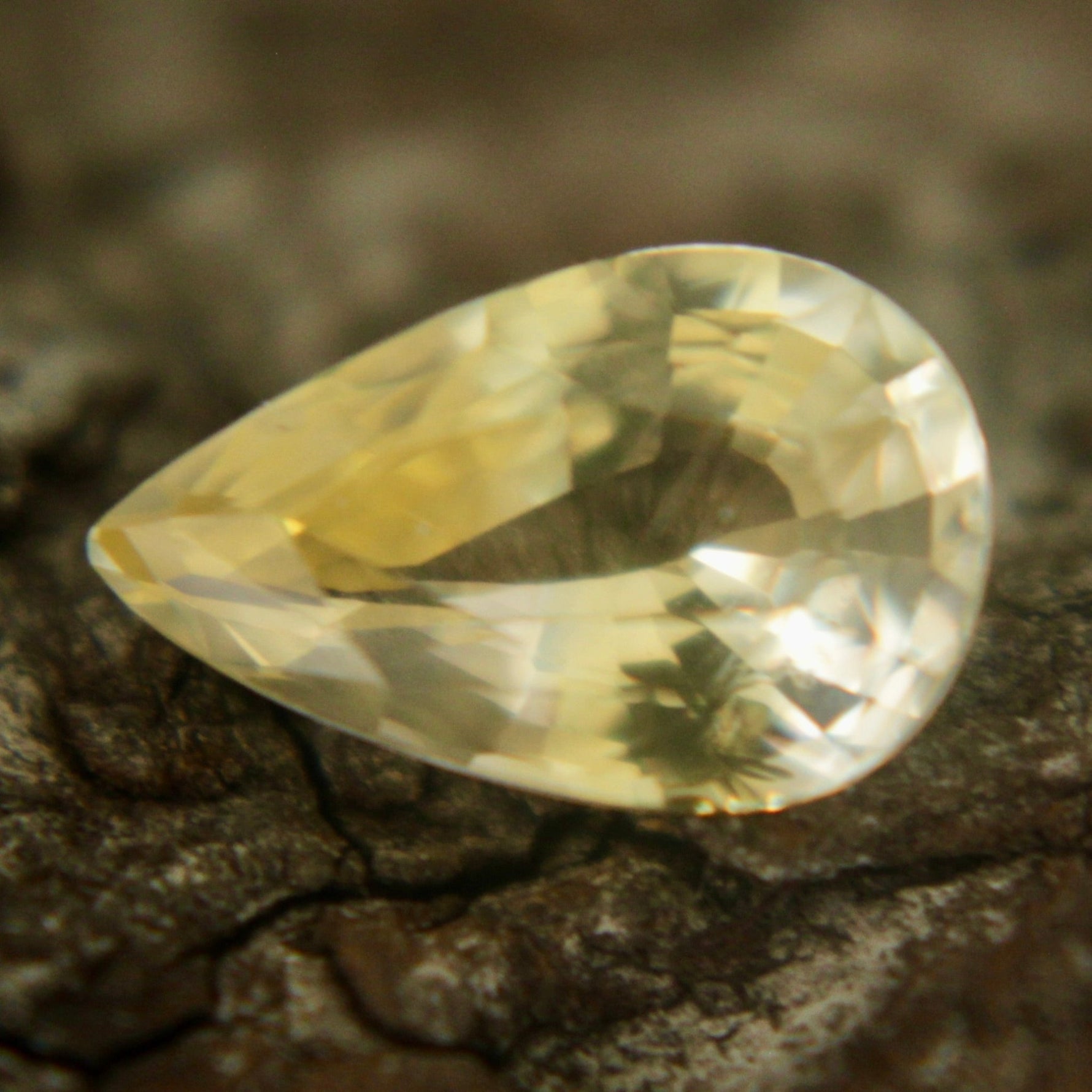 Natural Yellow Sapphire - Sapphirepal