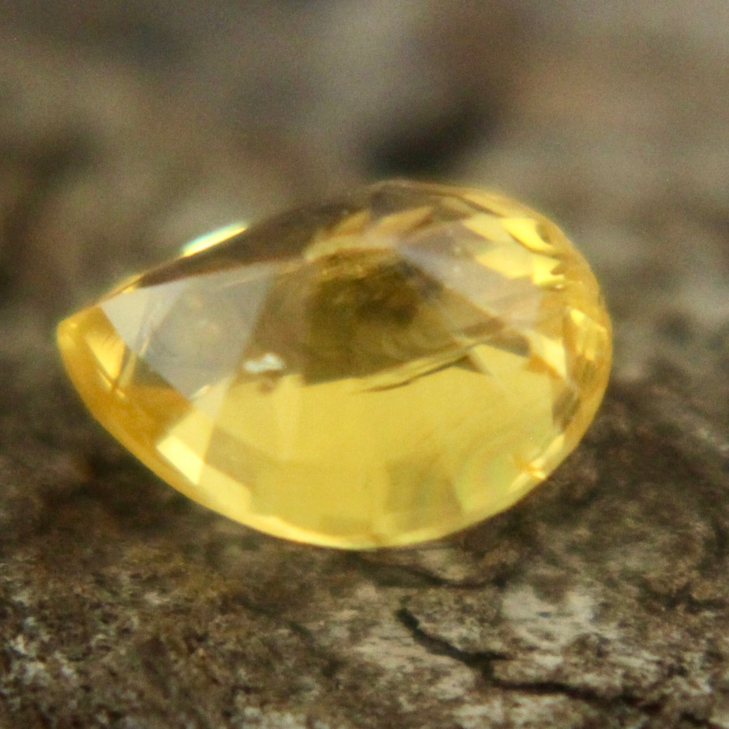 Natural Yellow Sapphire - Sapphirepal