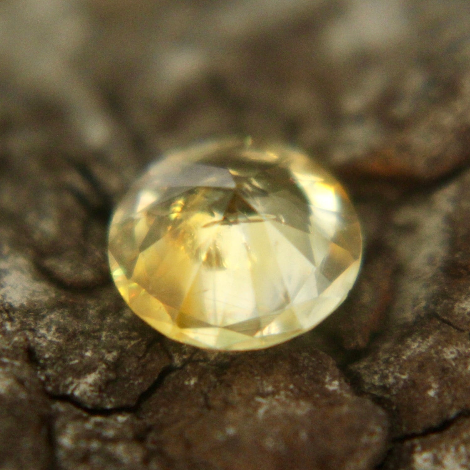 Natural Yellow Sapphire - Sapphirepal