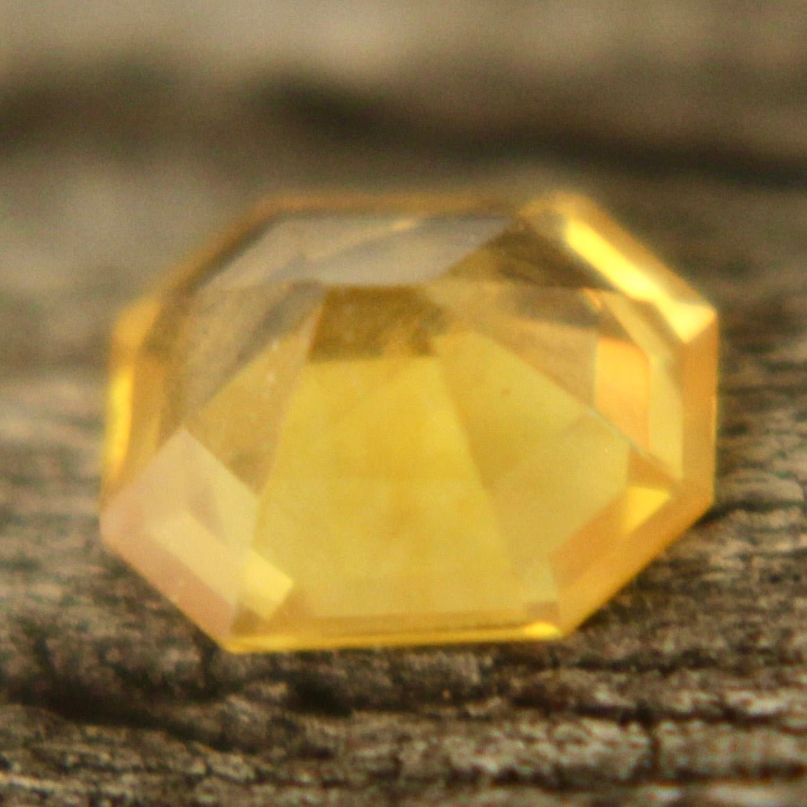 Natural Yellow Sapphire - Sapphirepal