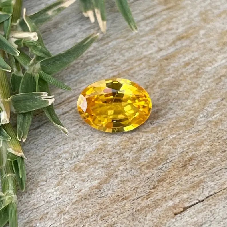 Natural Yellow Sapphire - Sapphirepal