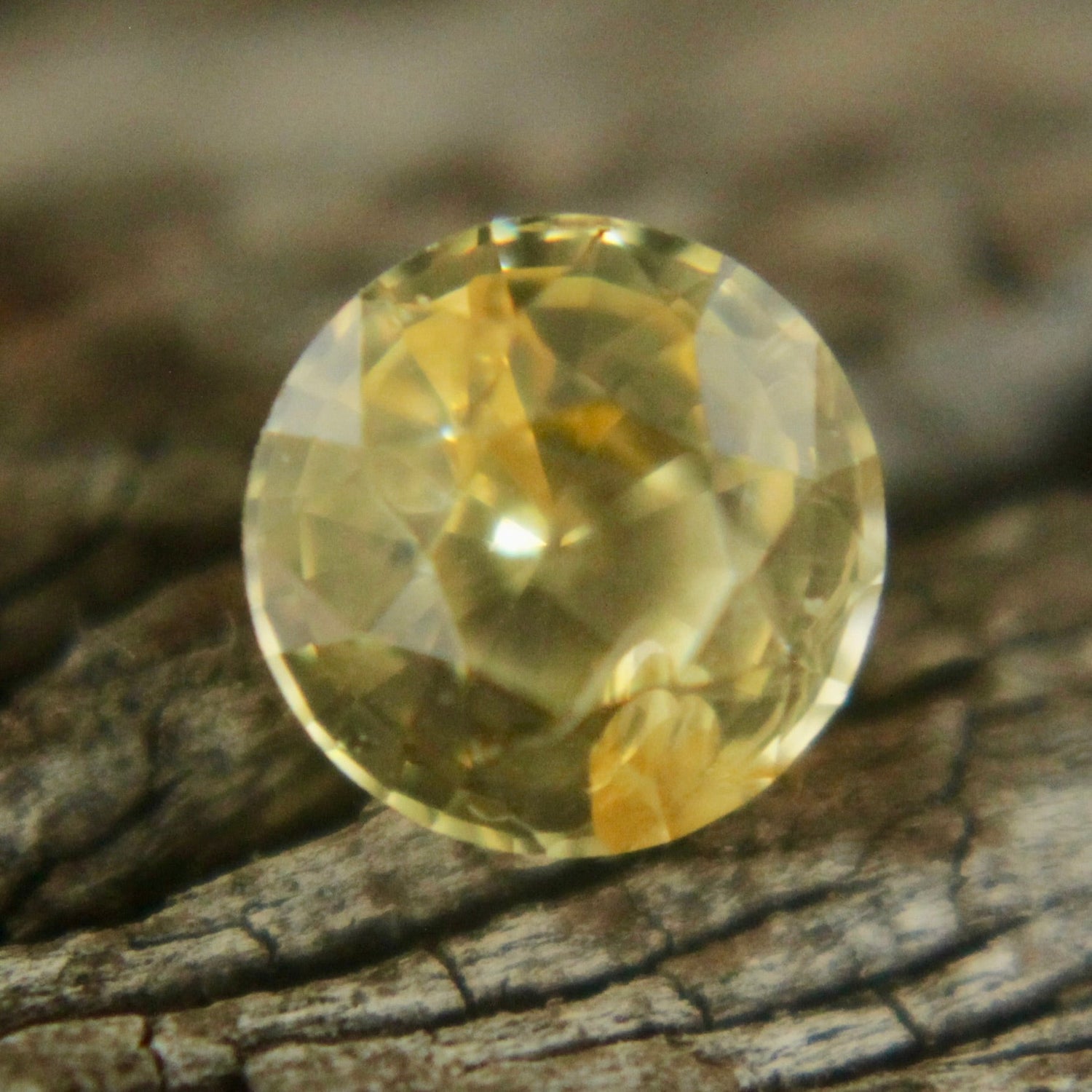 Natural Yellow Sapphire - Sapphirepal
