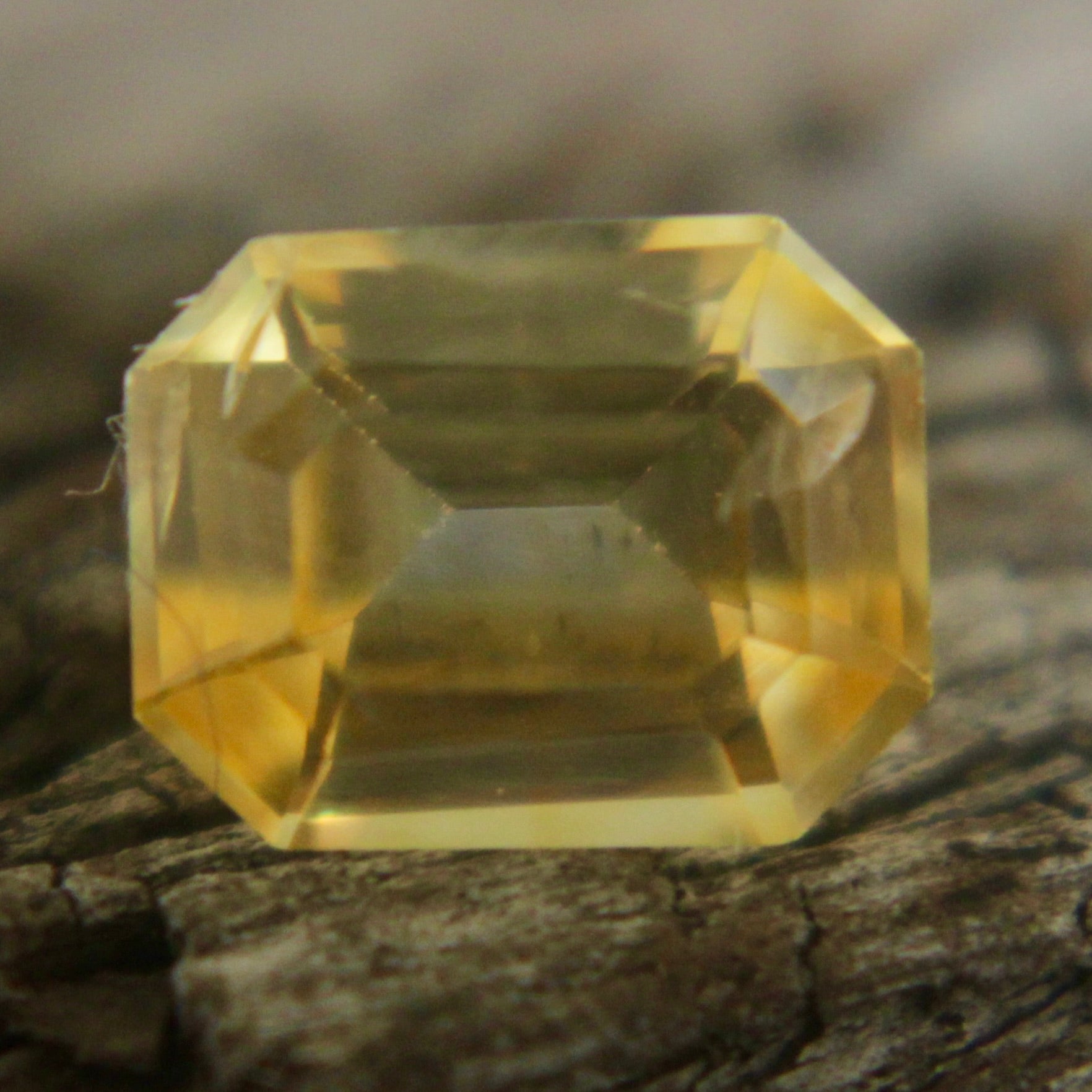 Natural Yellow Sapphire - Sapphirepal