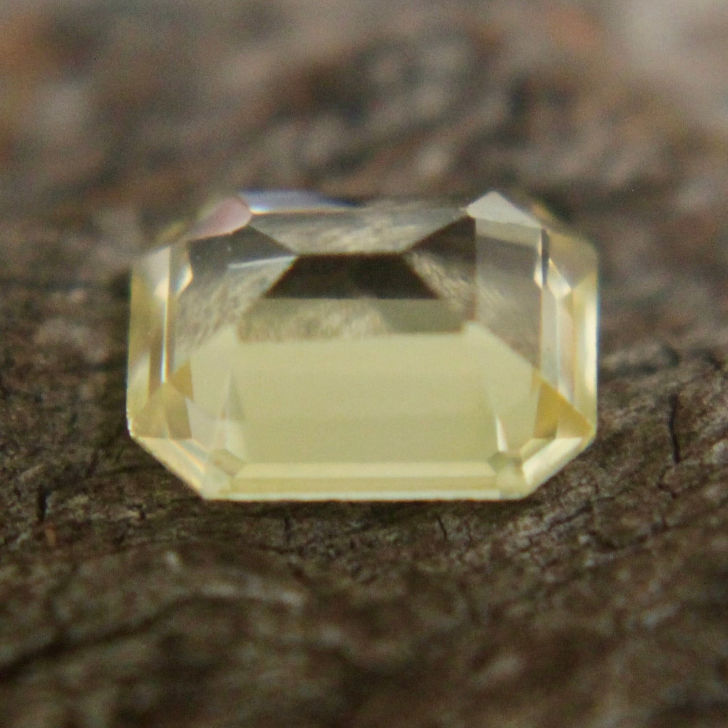 Natural Yellow Sapphire - Sapphirepal