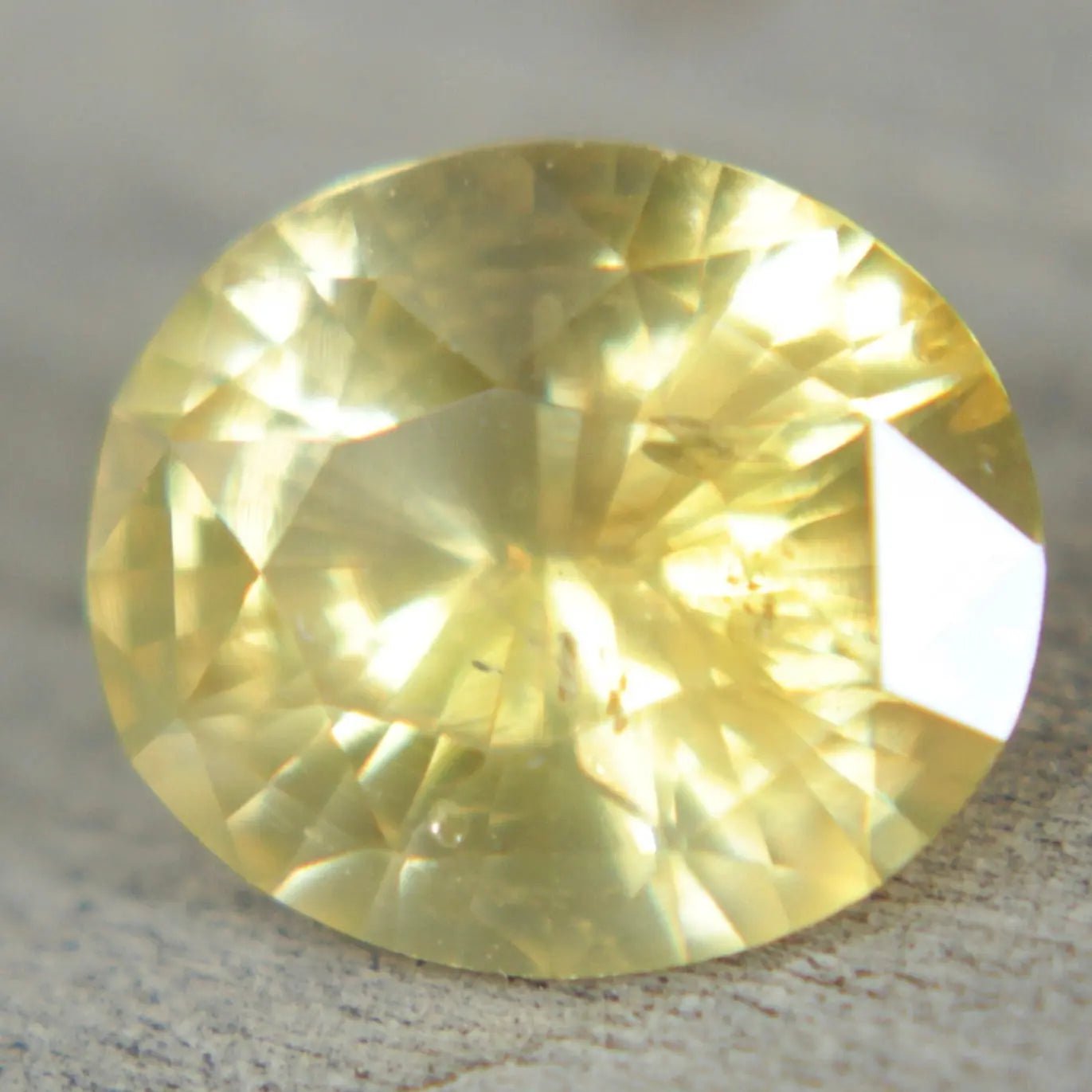 Natural Yellow Sapphire - Sapphirepal