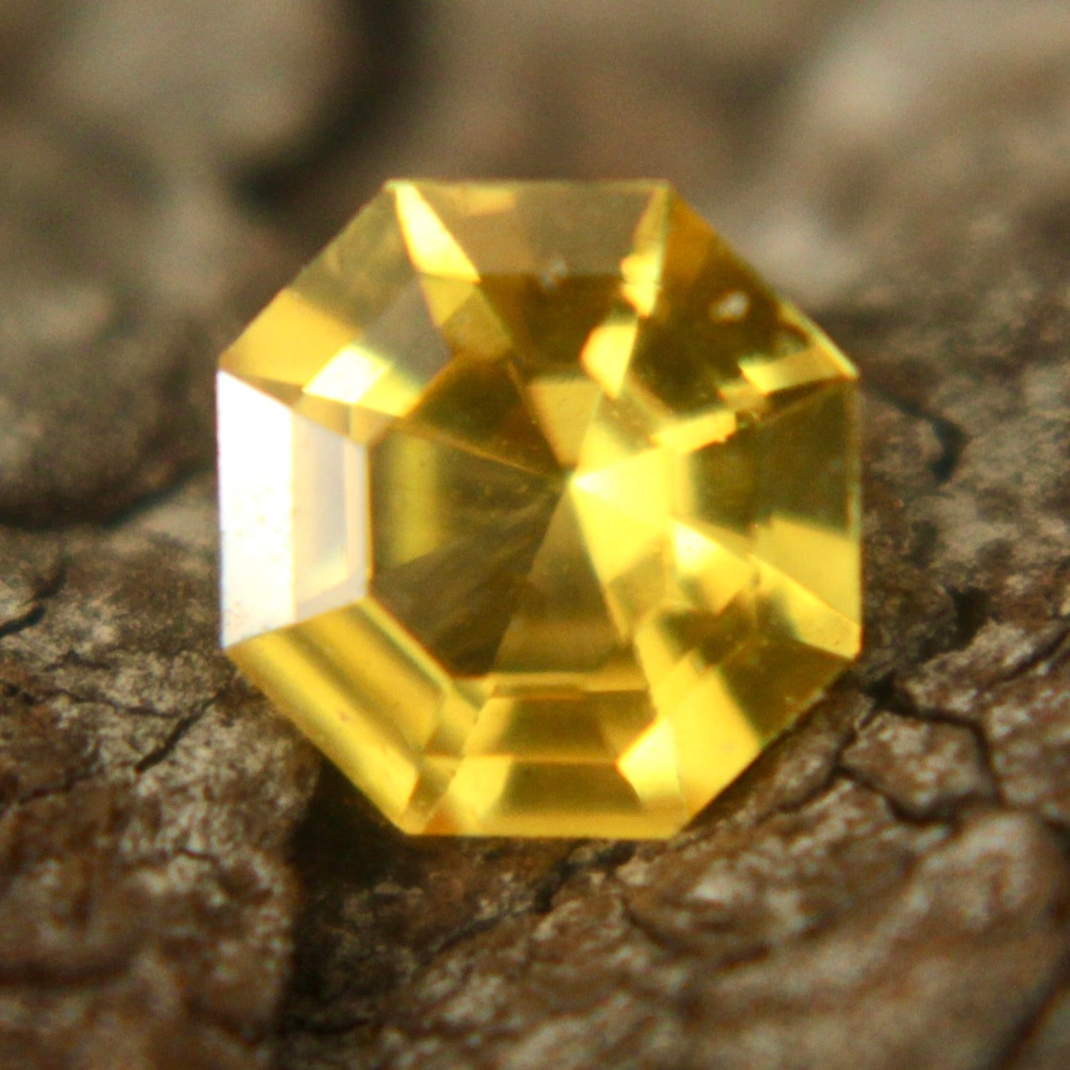 Natural Yellow Sapphire - Sapphirepal