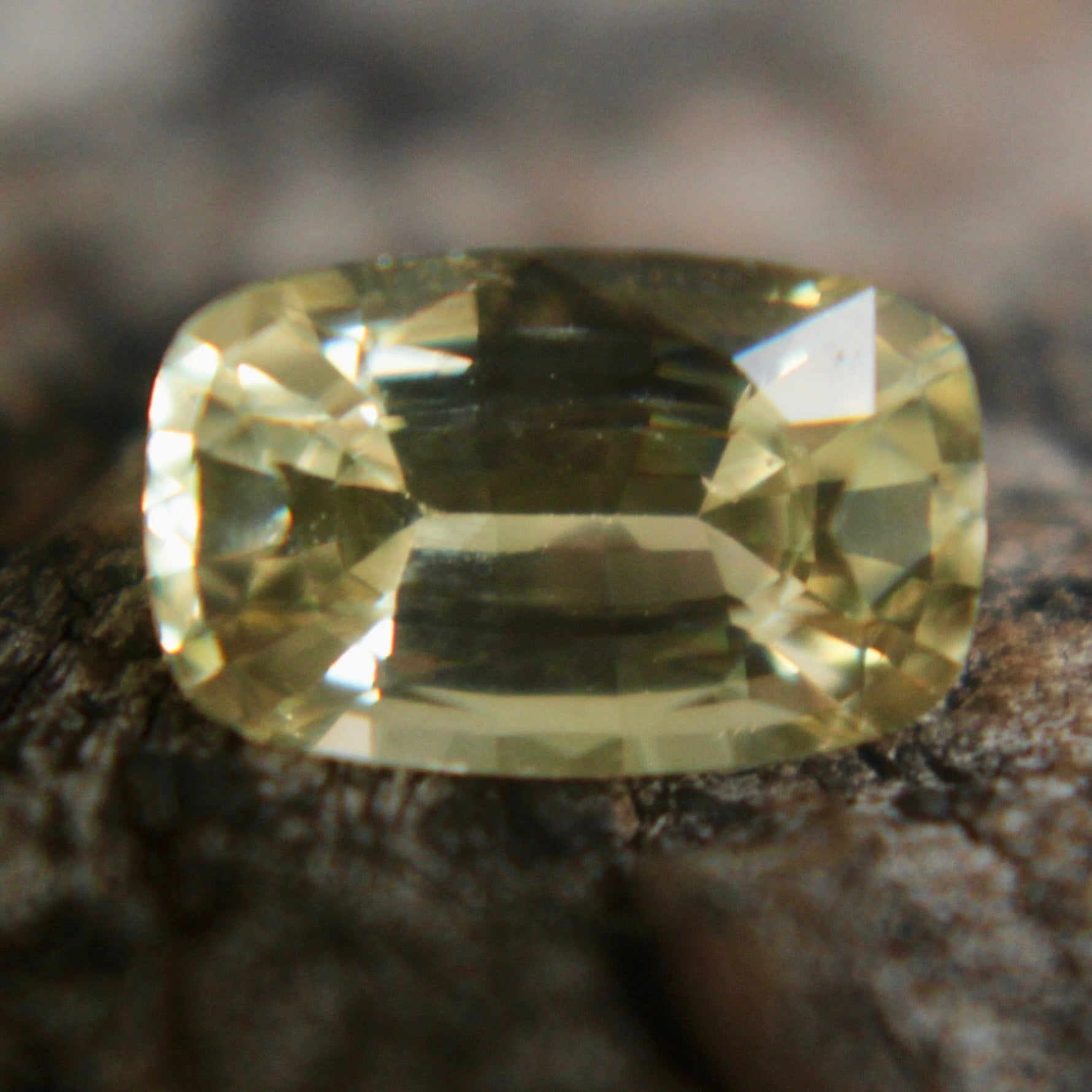 Natural Yellow Sapphire - Sapphirepal