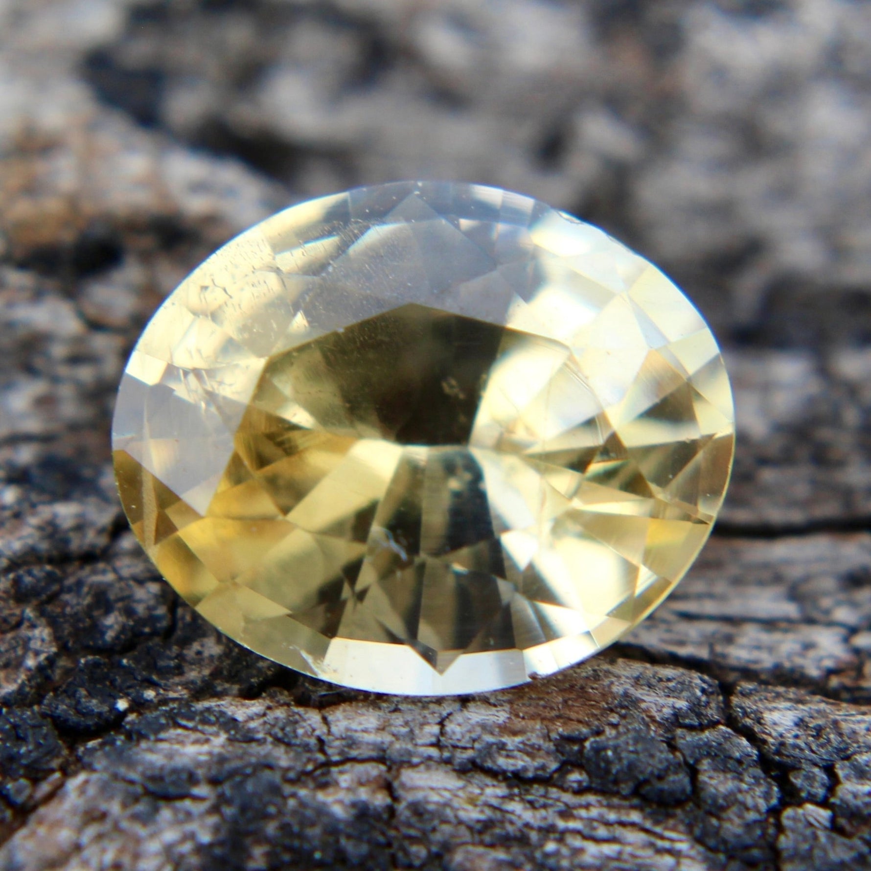 Natural Yellow Sapphire - Sapphirepal