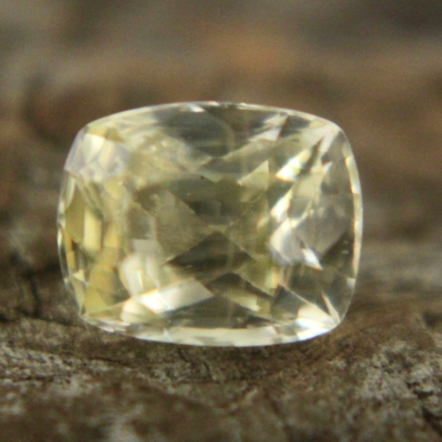 Natural Yellow Sapphire - Sapphirepal
