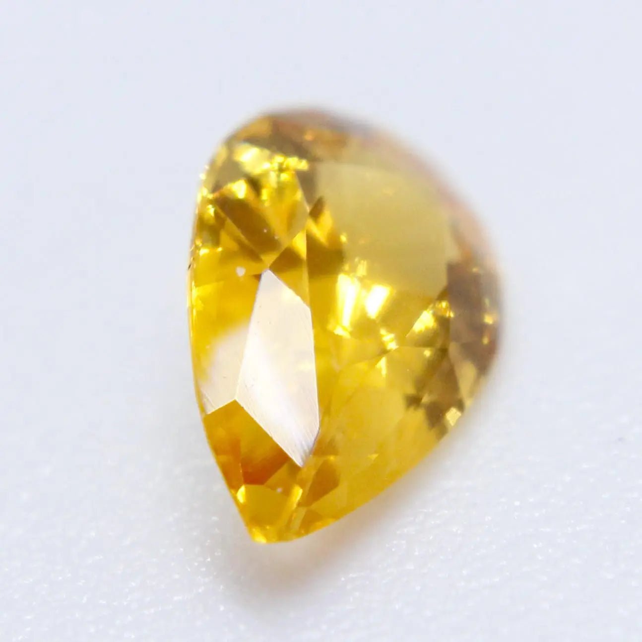Natural Yellow Sapphire - Sapphirepal