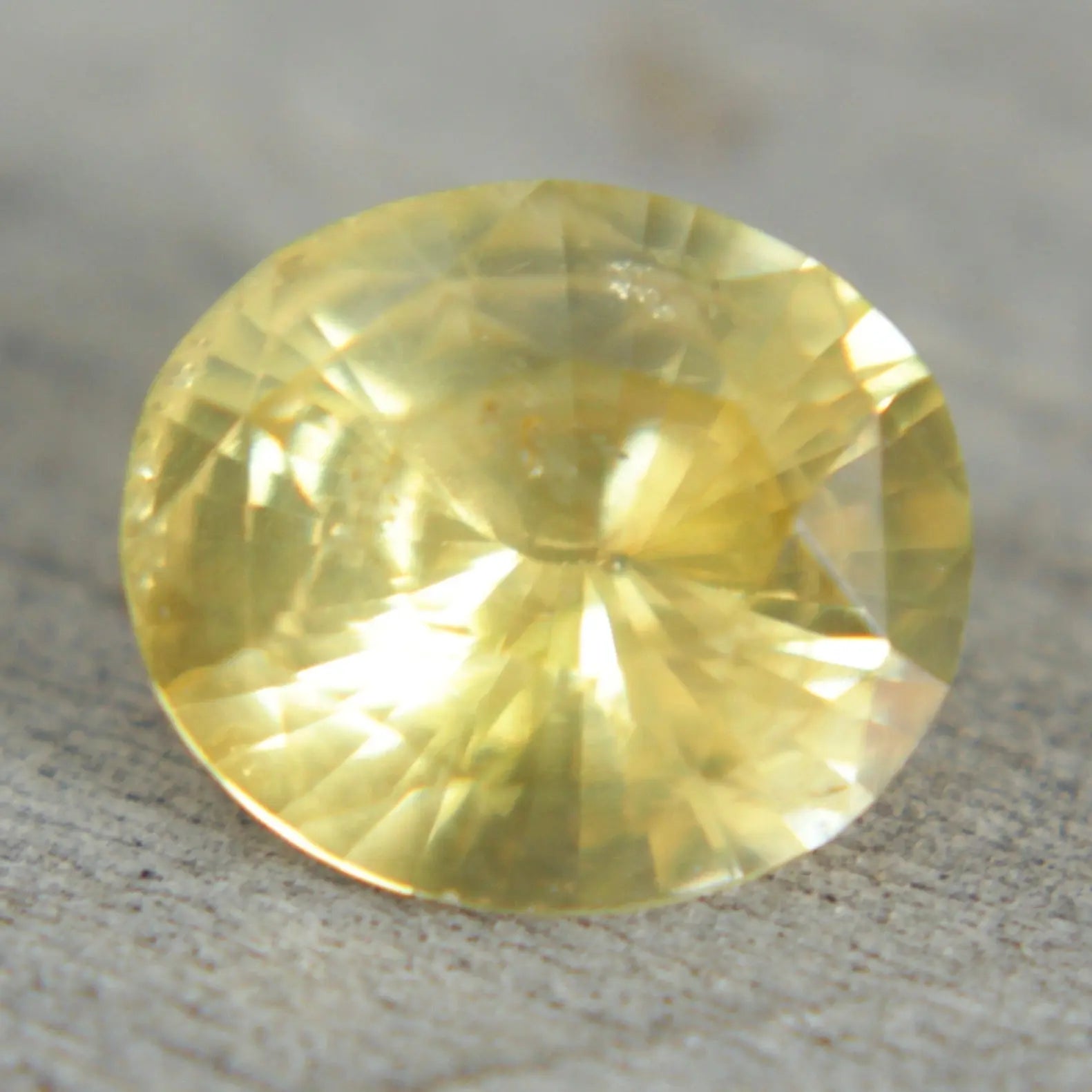 Natural Yellow Sapphire - Sapphirepal