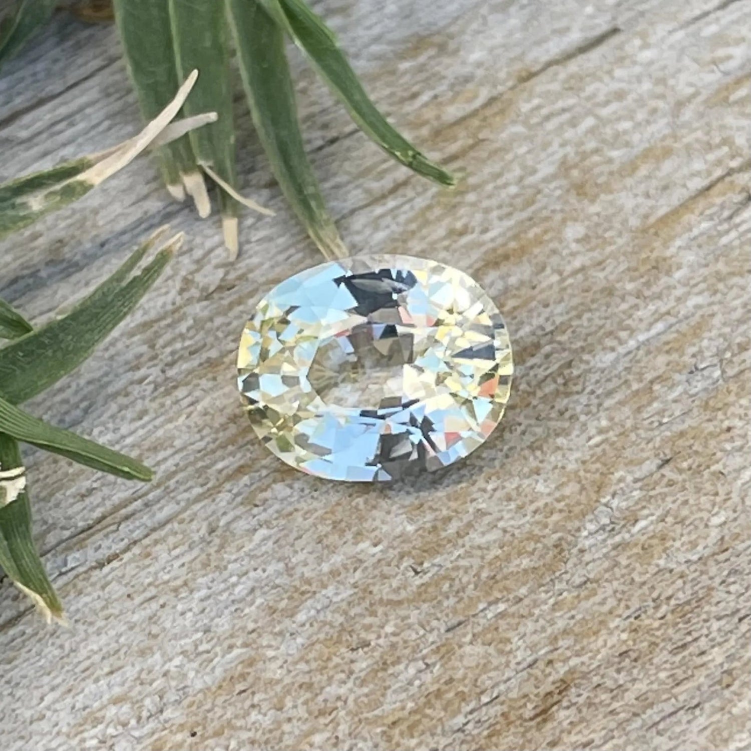 Natural Yellow Sapphire - Sapphirepal