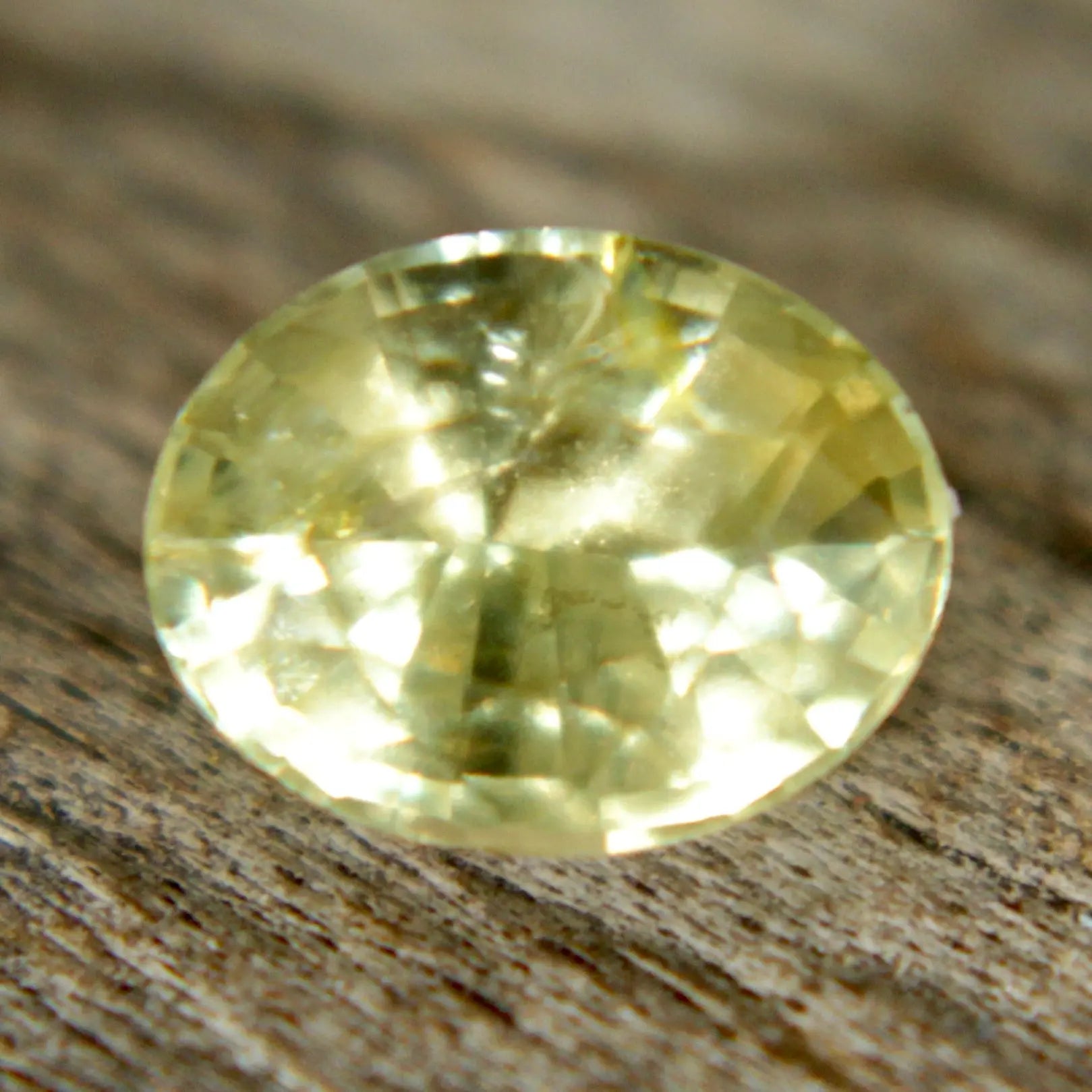 Natural Yellow Sapphire - Sapphirepal
