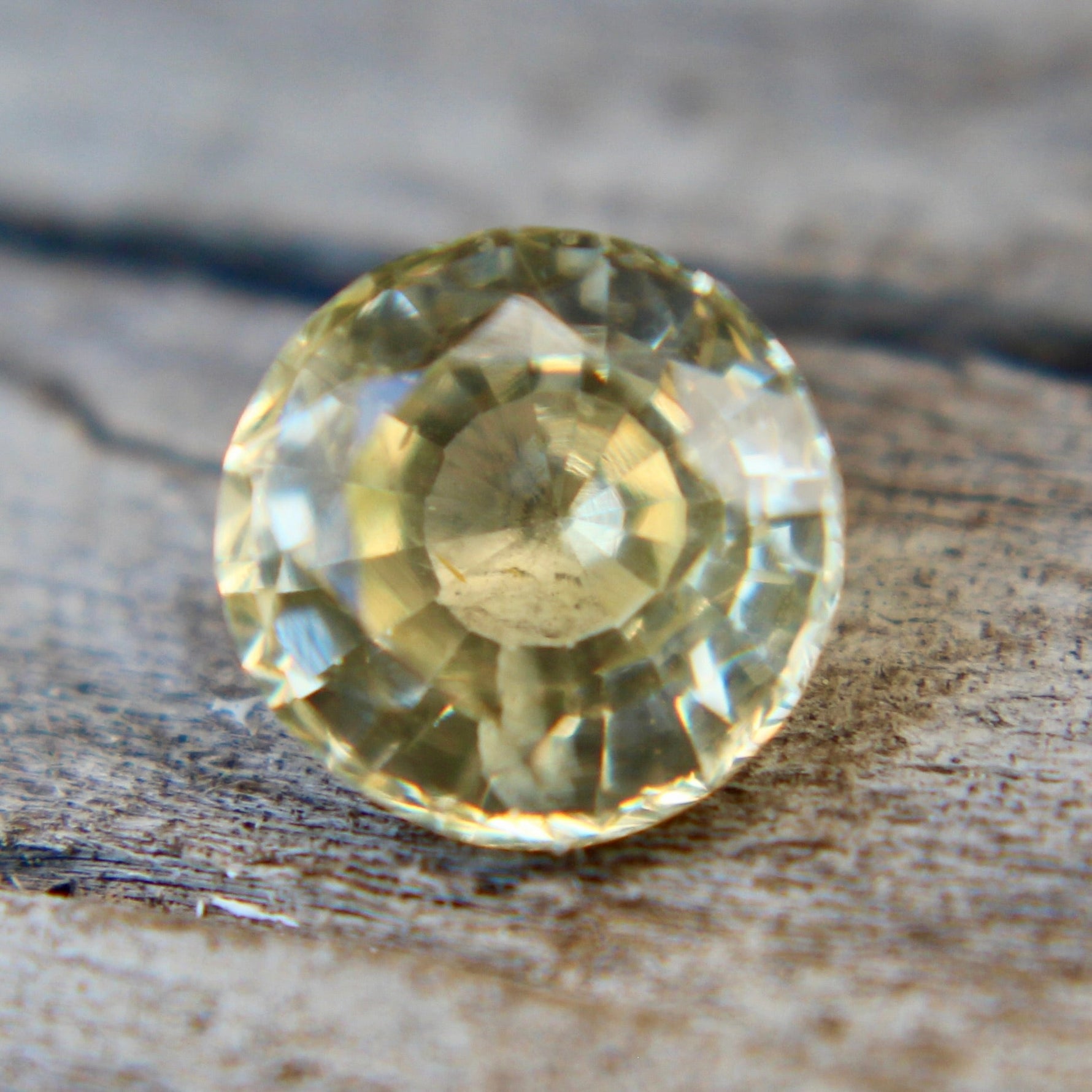 Natural Yellow Sapphire - Sapphirepal