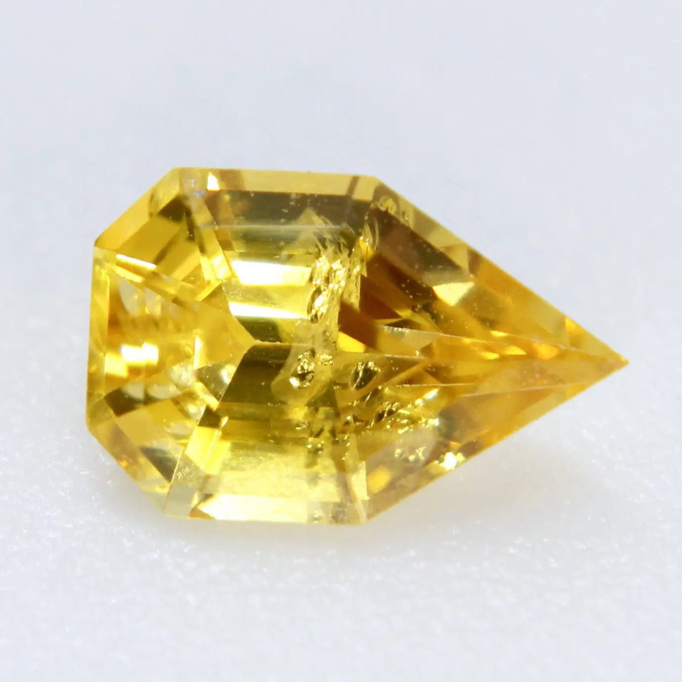 Natural Yellow Sapphire - Sapphirepal
