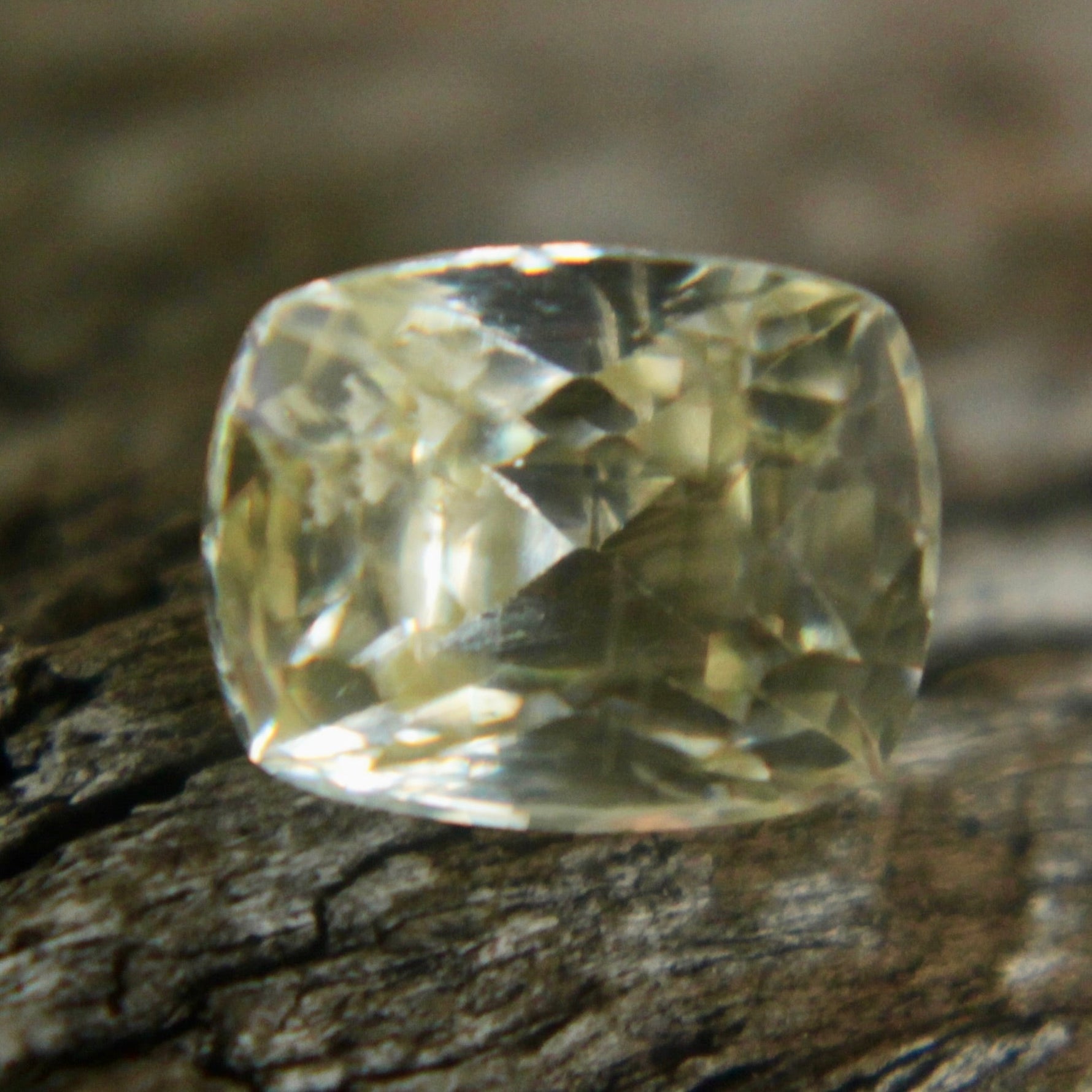 Natural Yellow Sapphire - Sapphirepal