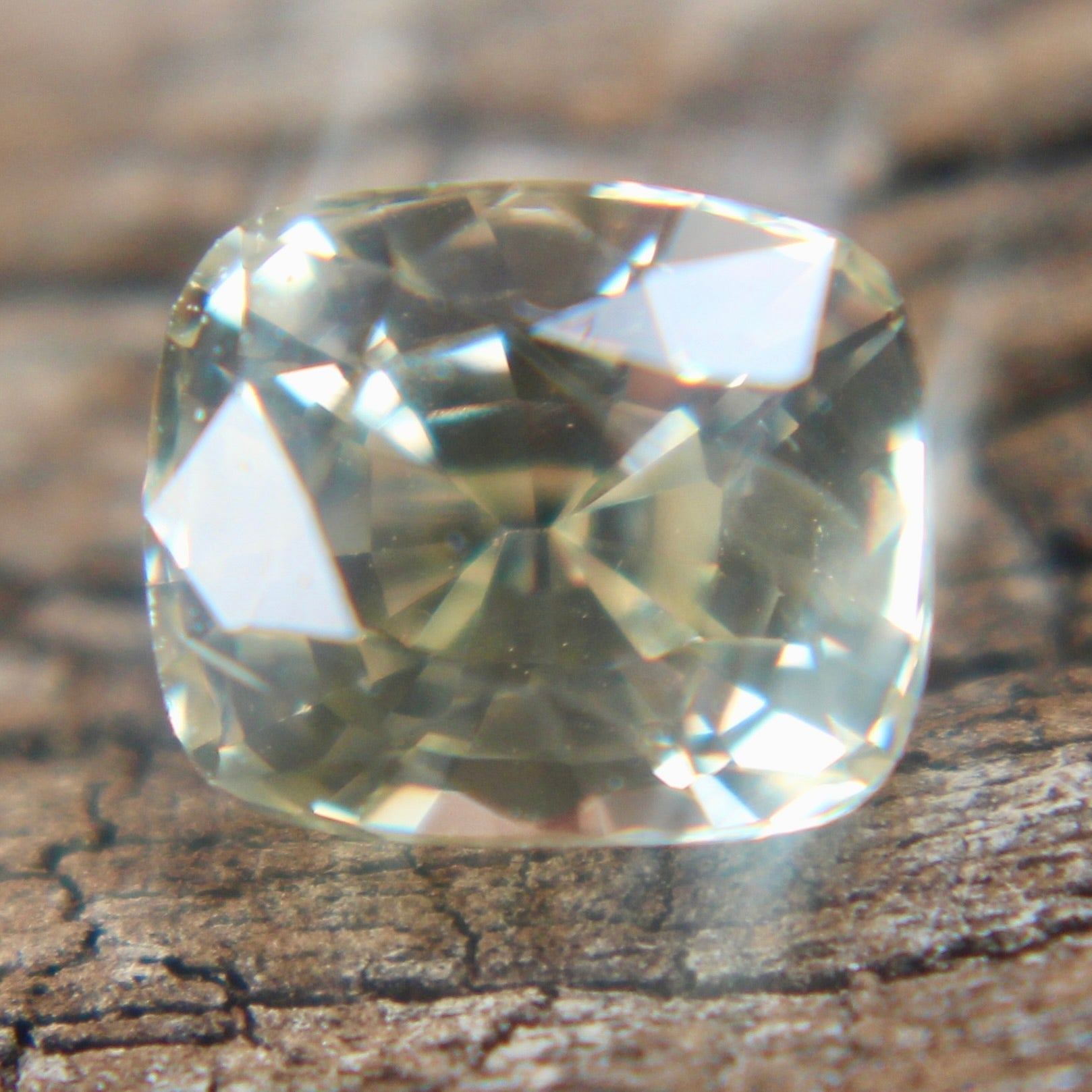 Natural Yellow Sapphire - Sapphirepal