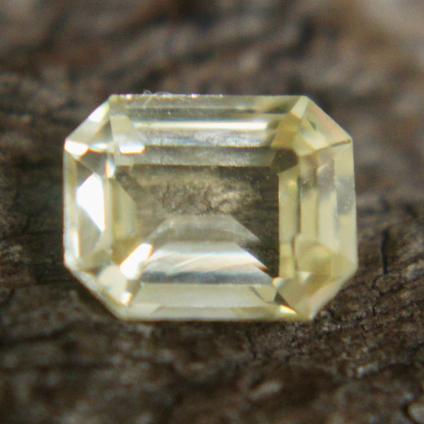 Natural Yellow Sapphire - Sapphirepal