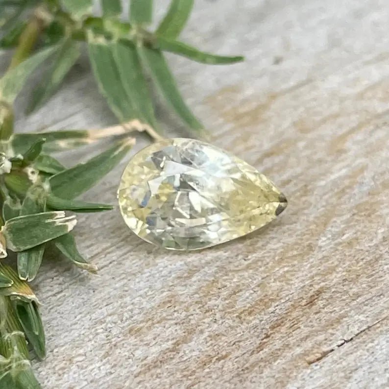 Natural Yellow Sapphire - Sapphirepal