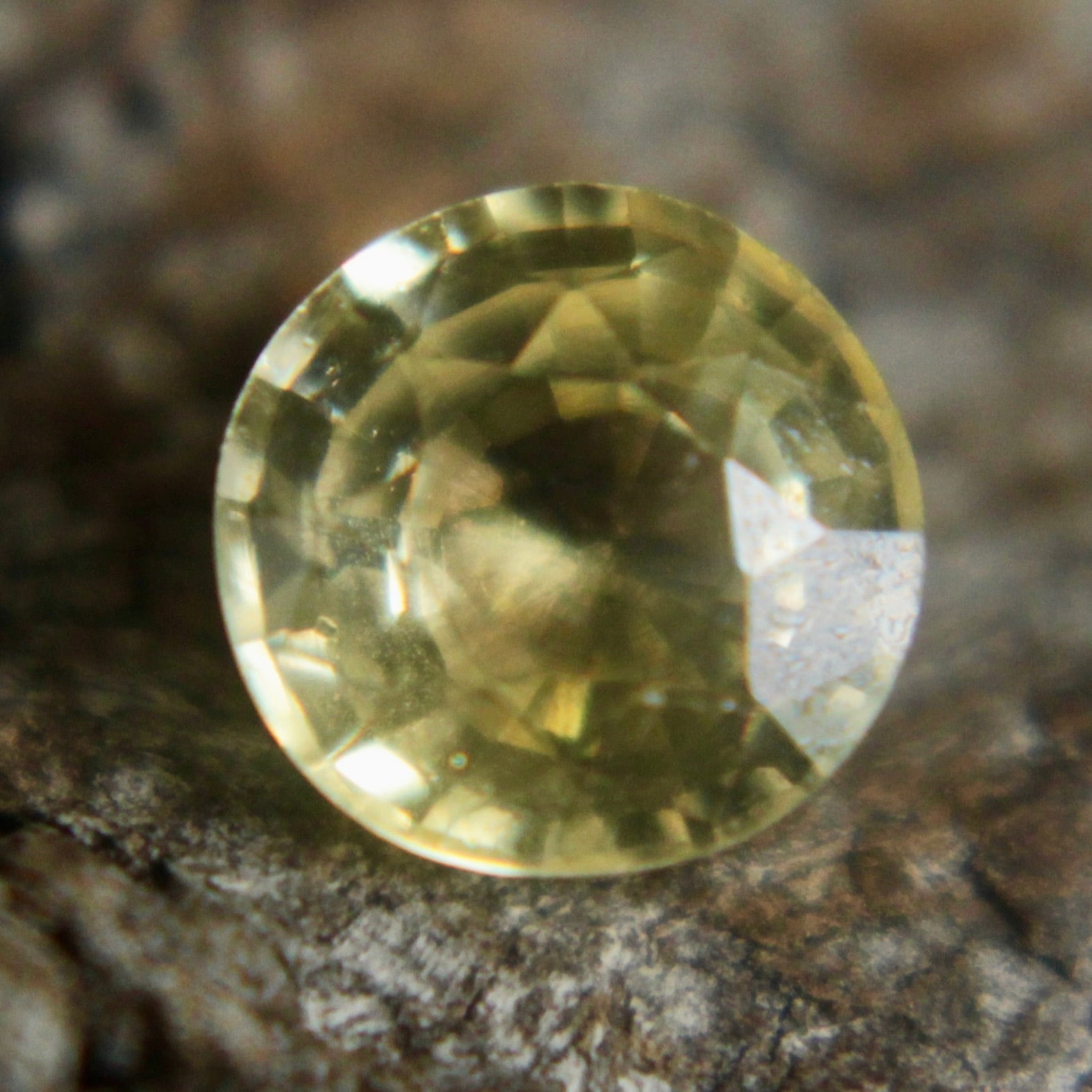 Natural Yellow Sapphire - Sapphirepal