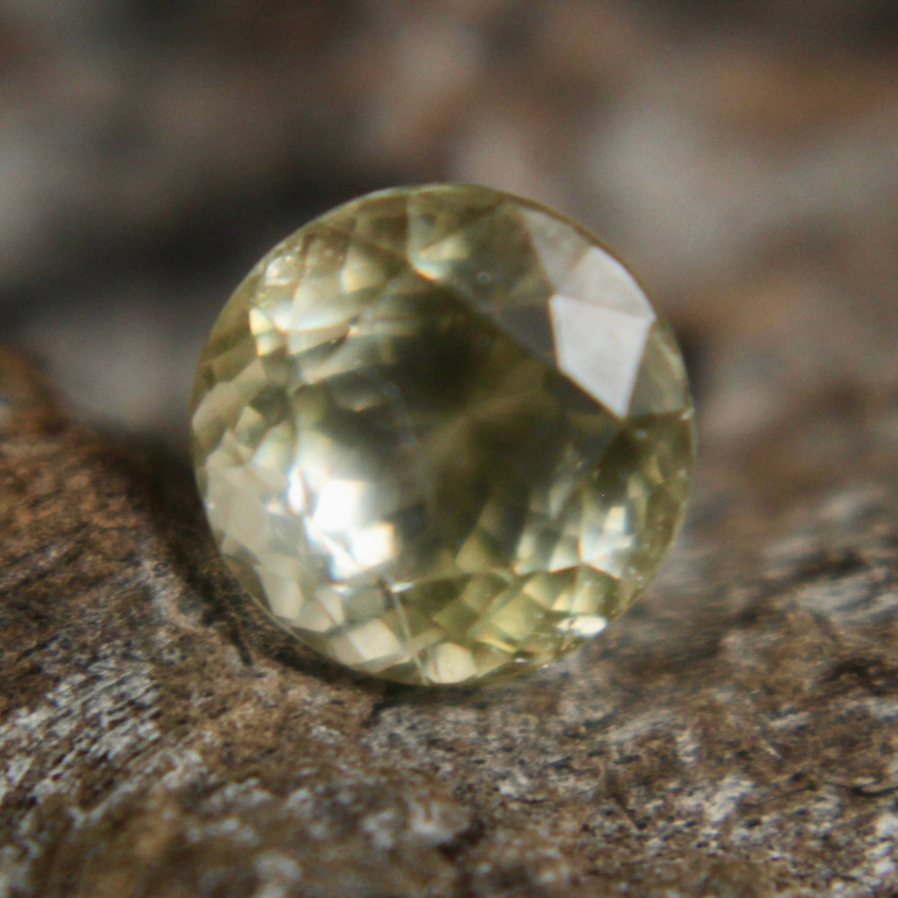 Ethically Sourced Yellow Sapphire Gemstone – Sapphire Pal Australia