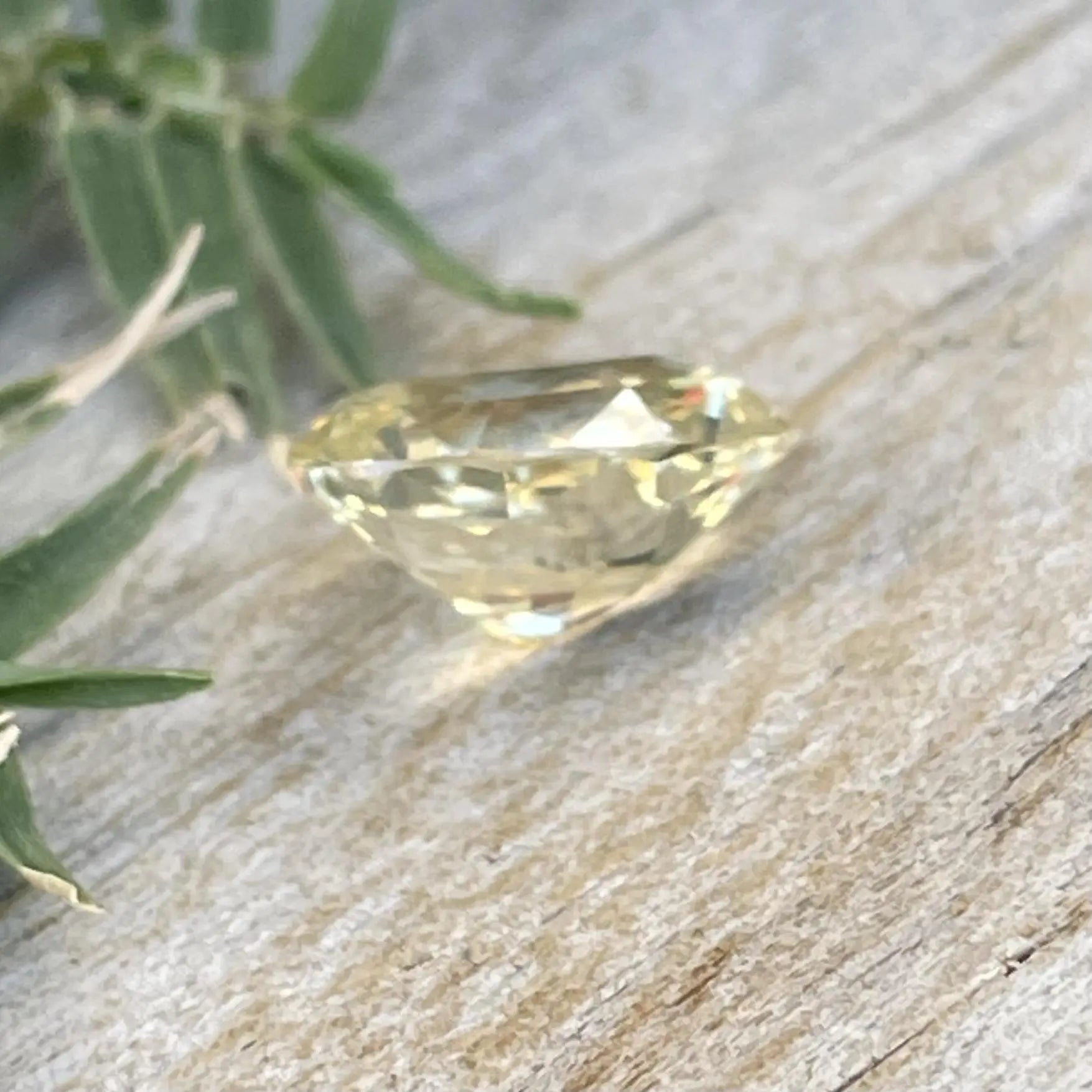 Natural Yellow Sapphire - Sapphirepal