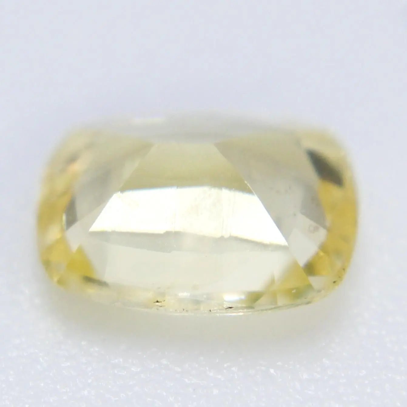 Natural Yellow Sapphire - Sapphirepal