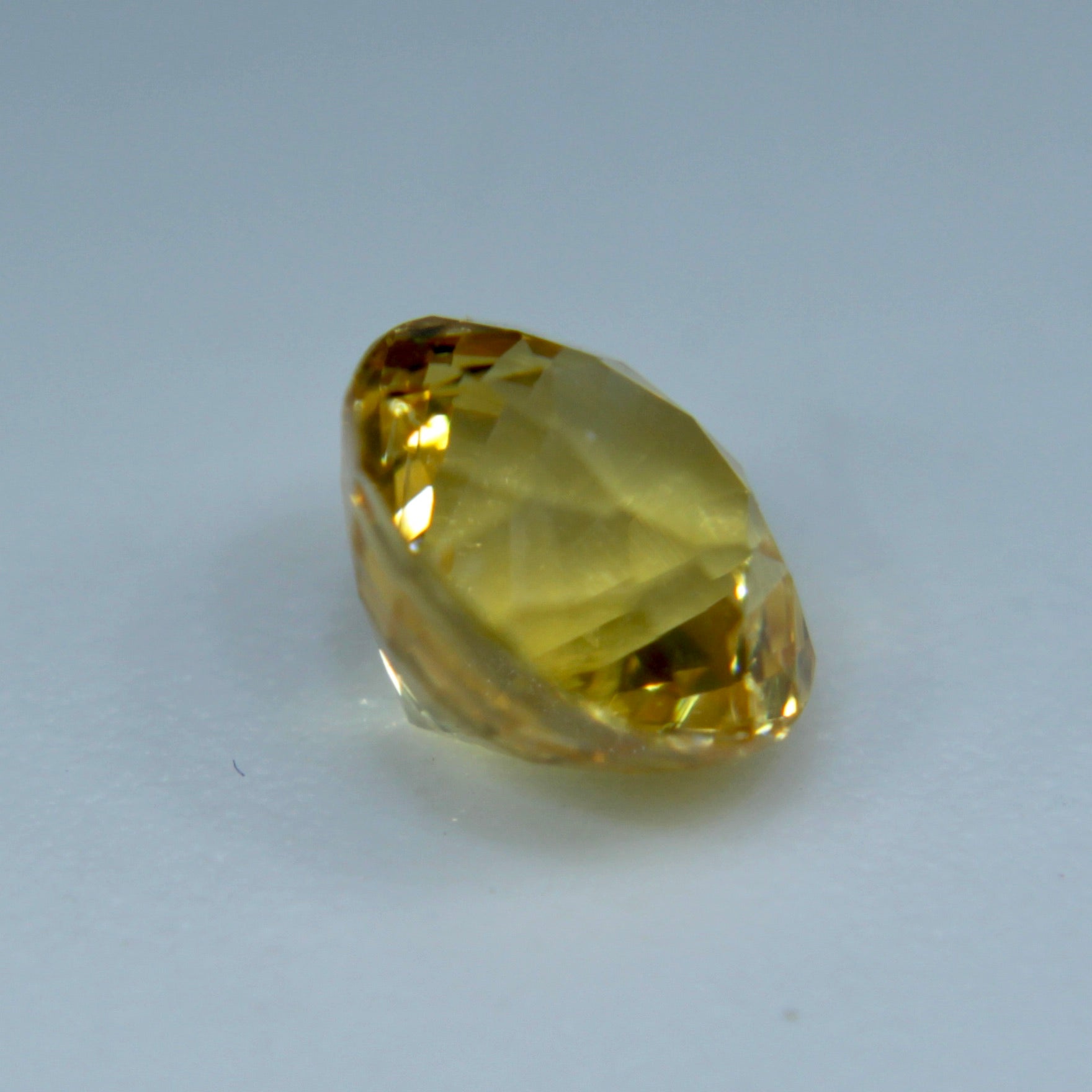 Natural Yellow Sapphire - Sapphirepal
