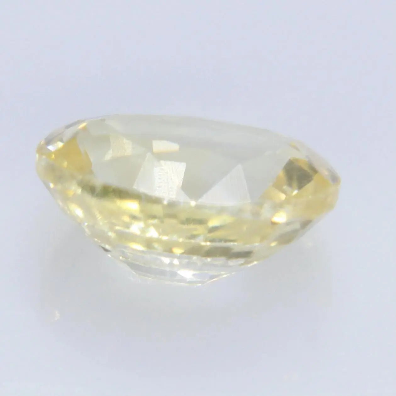 Golden yellow sapphire for engagement ring center stone