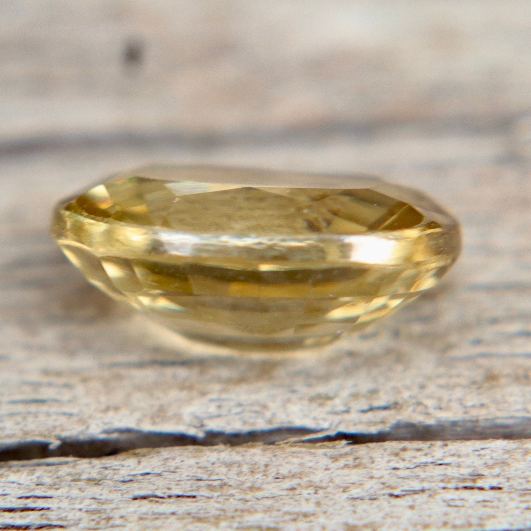 Natural Yellow Zircon - Sapphirepal