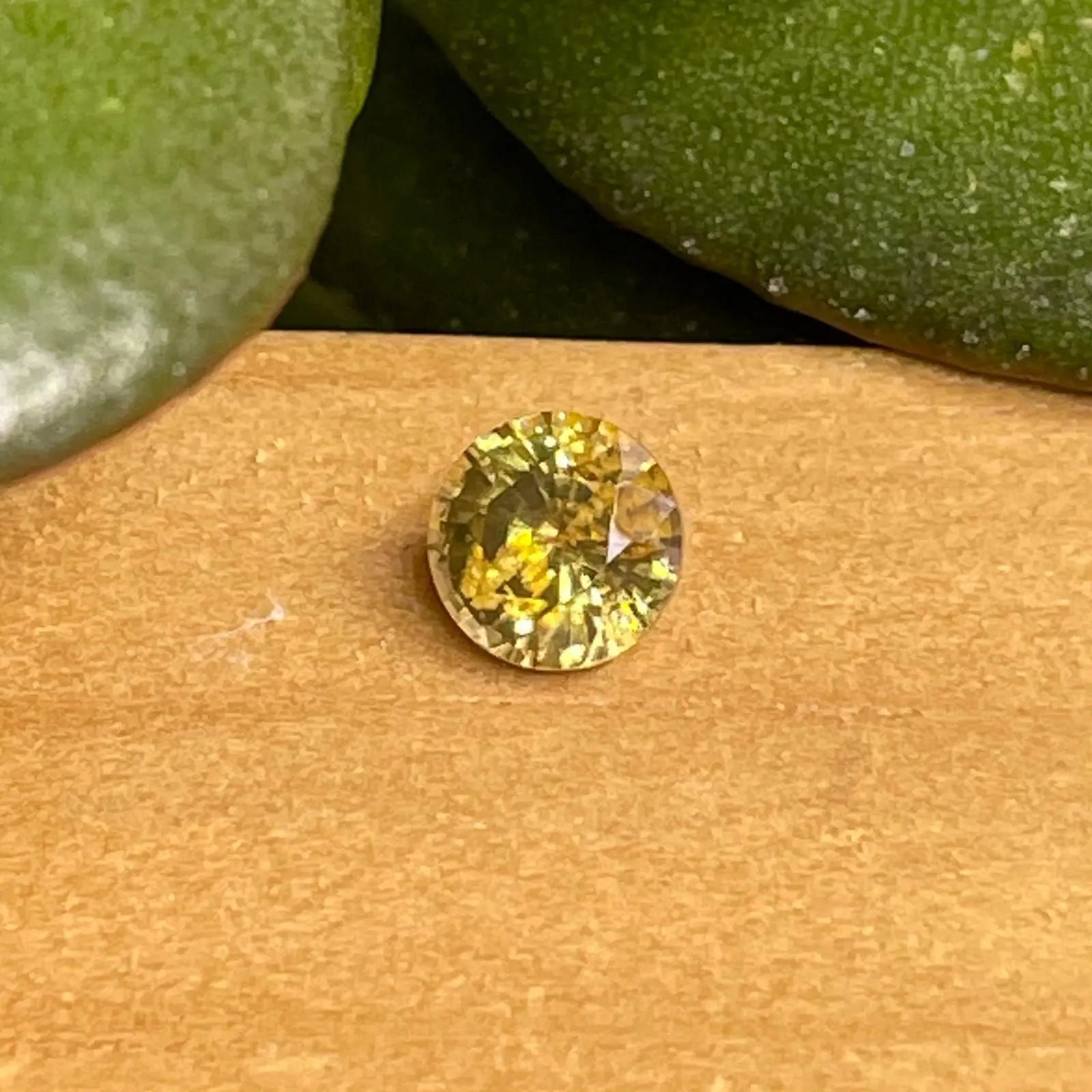 Natural Yellow Zircon - Sapphirepal