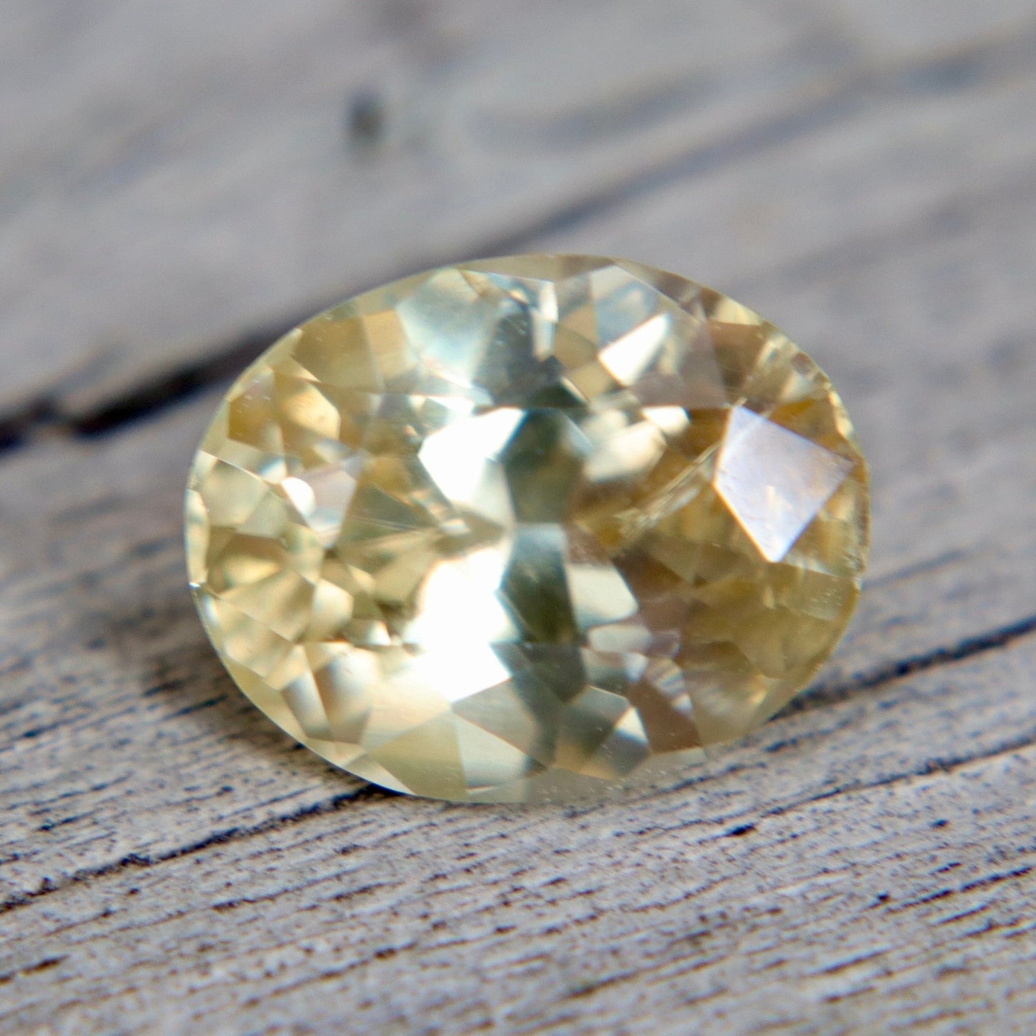Natural Yellow Zircon - Sapphirepal