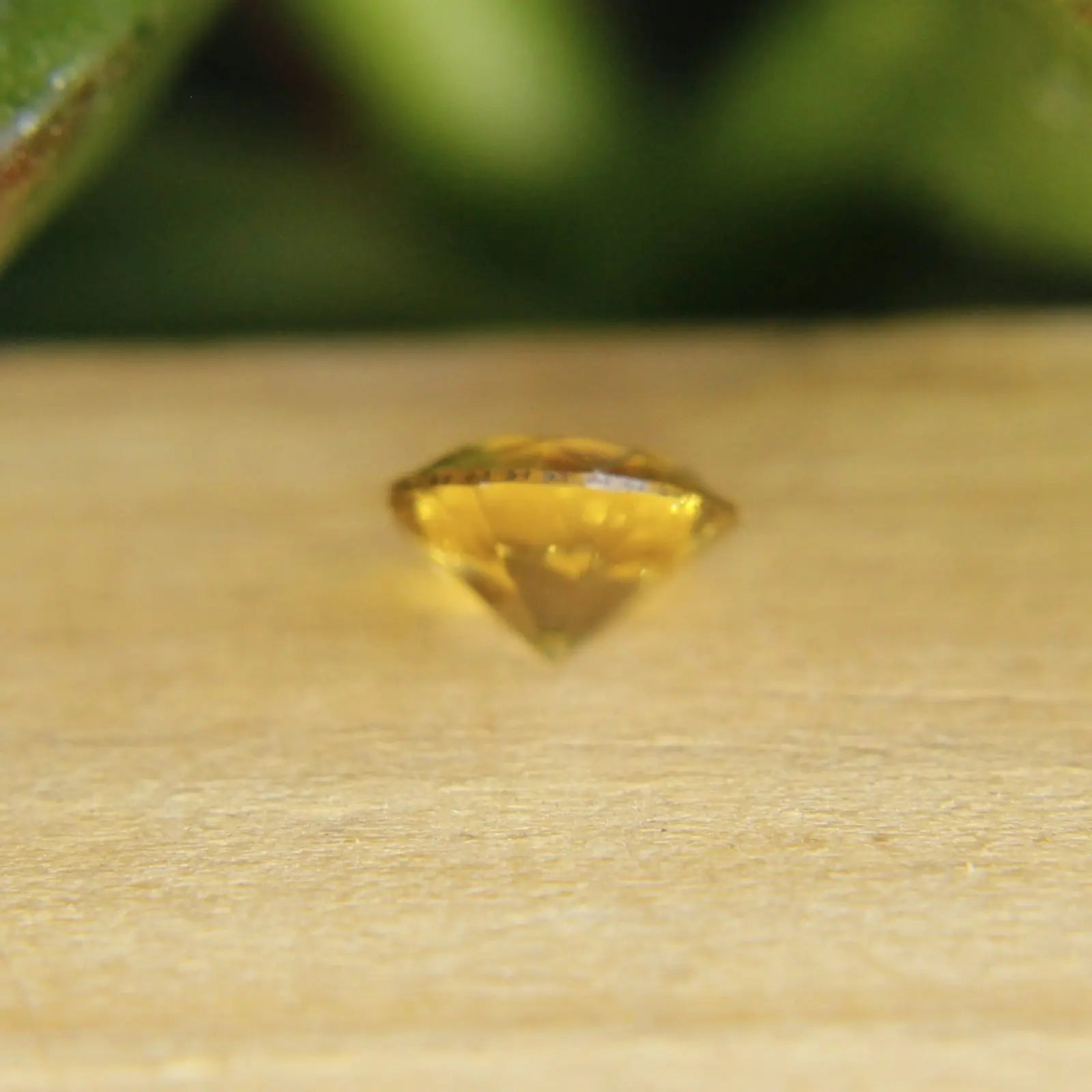 Natural Yellow Zircon - Sapphirepal