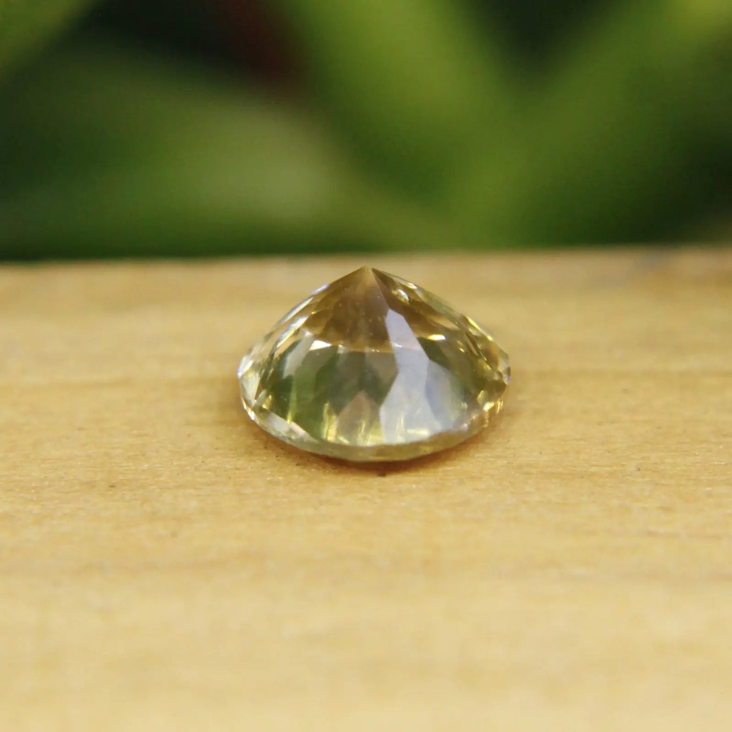 Natural Yellow Zircon - Sapphirepal
