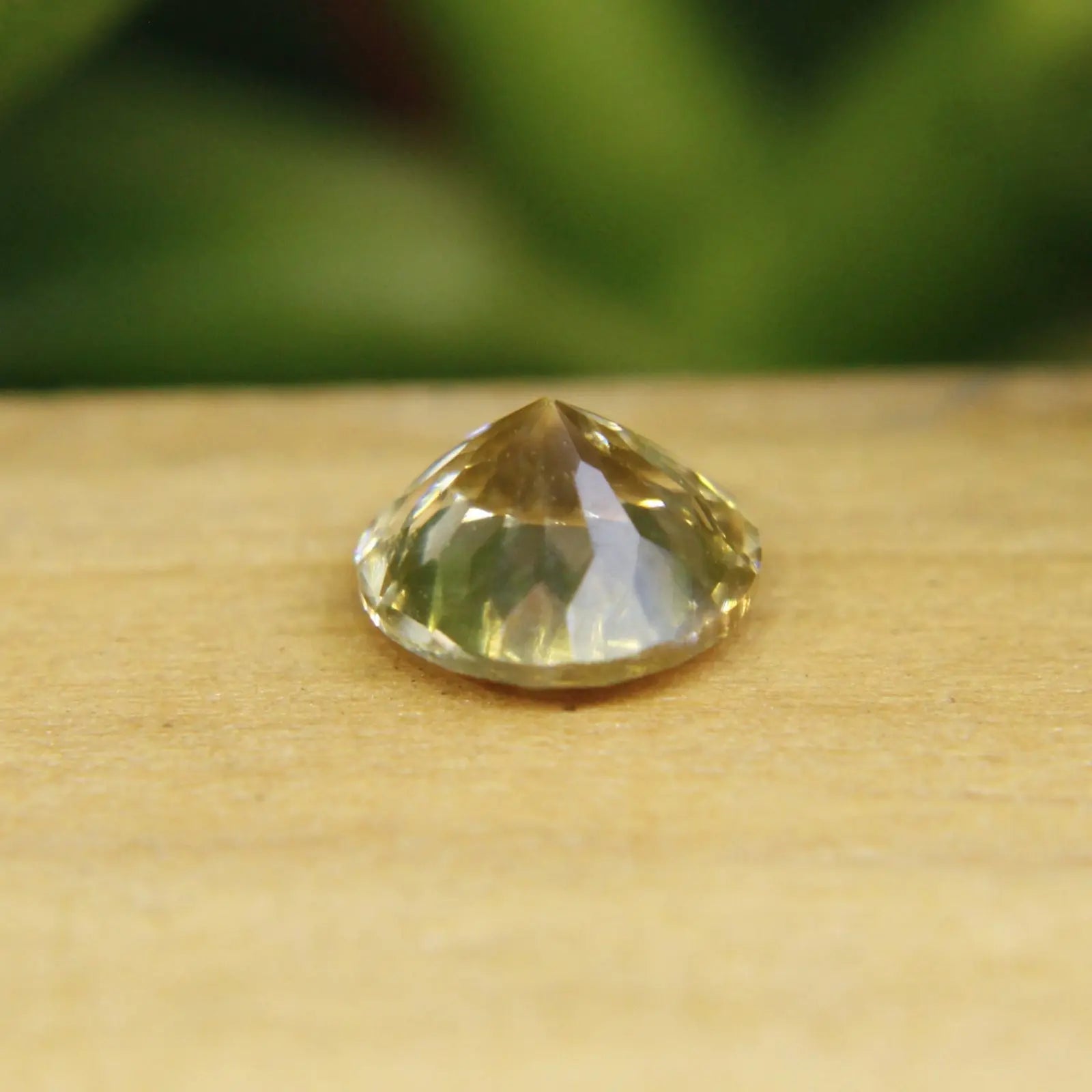 Natural Yellow Zircon - Sapphirepal