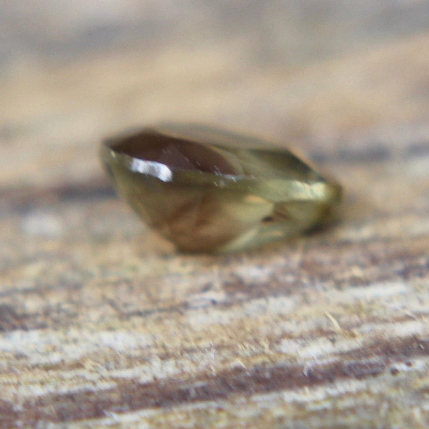 Natural Yellowish Brown Sapphire - Sapphirepal